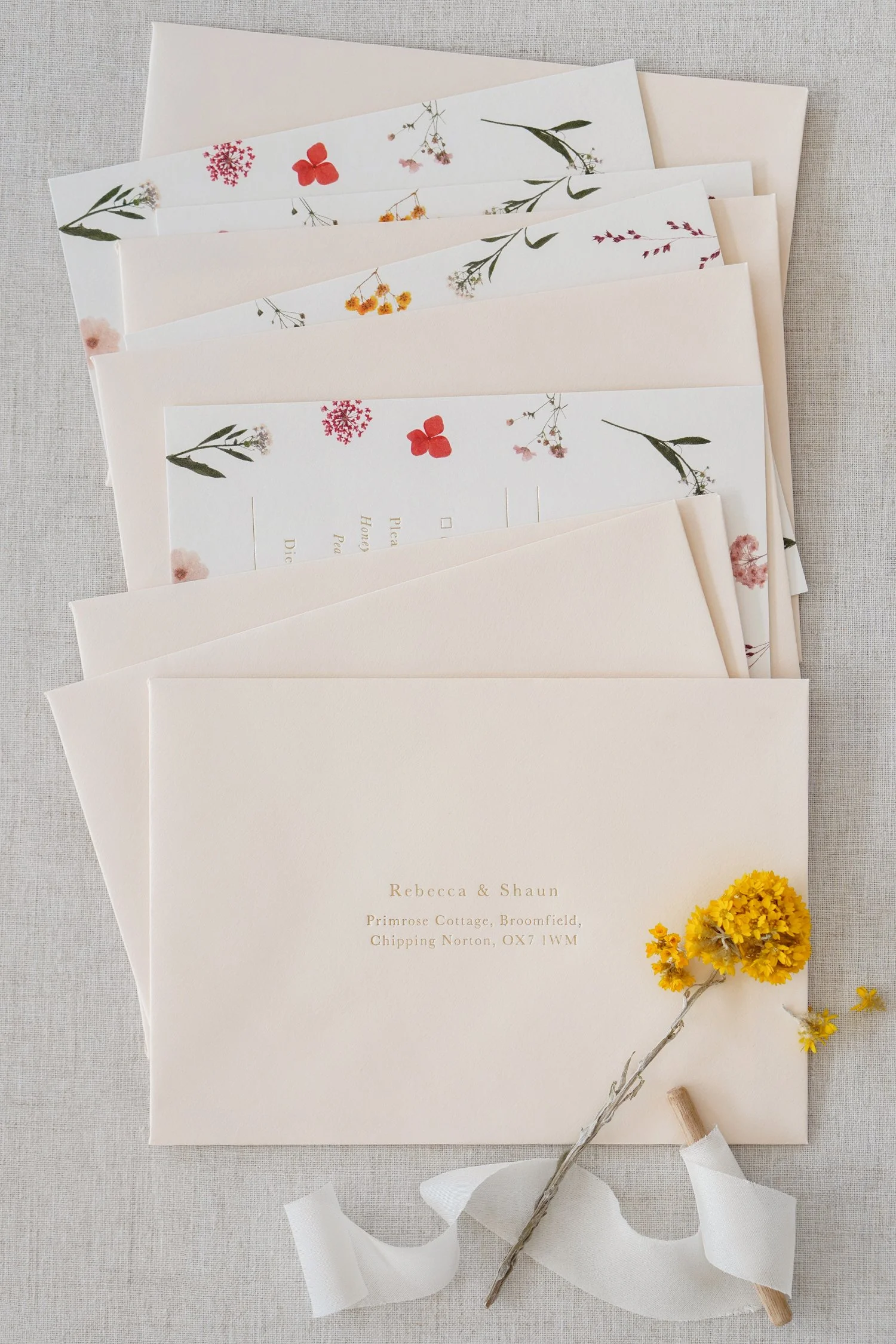 Gable&Grain_Wedding-Stationery_Anna_RSVP-Envelope_2_web.jpg