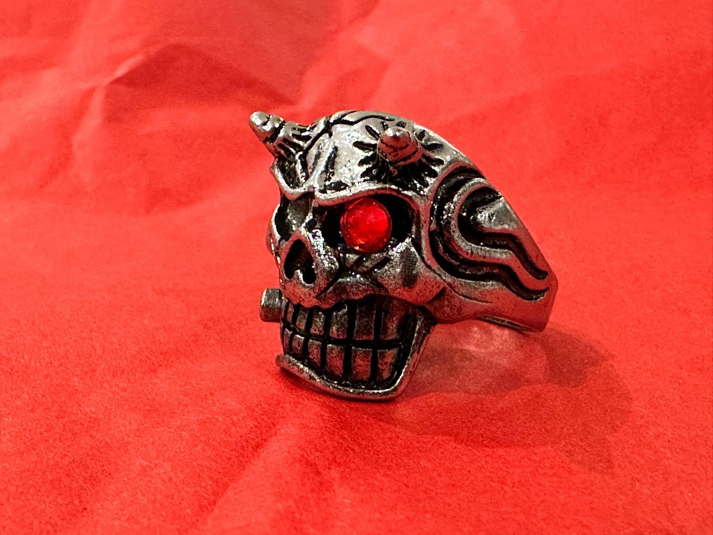 Red skull ring sale
