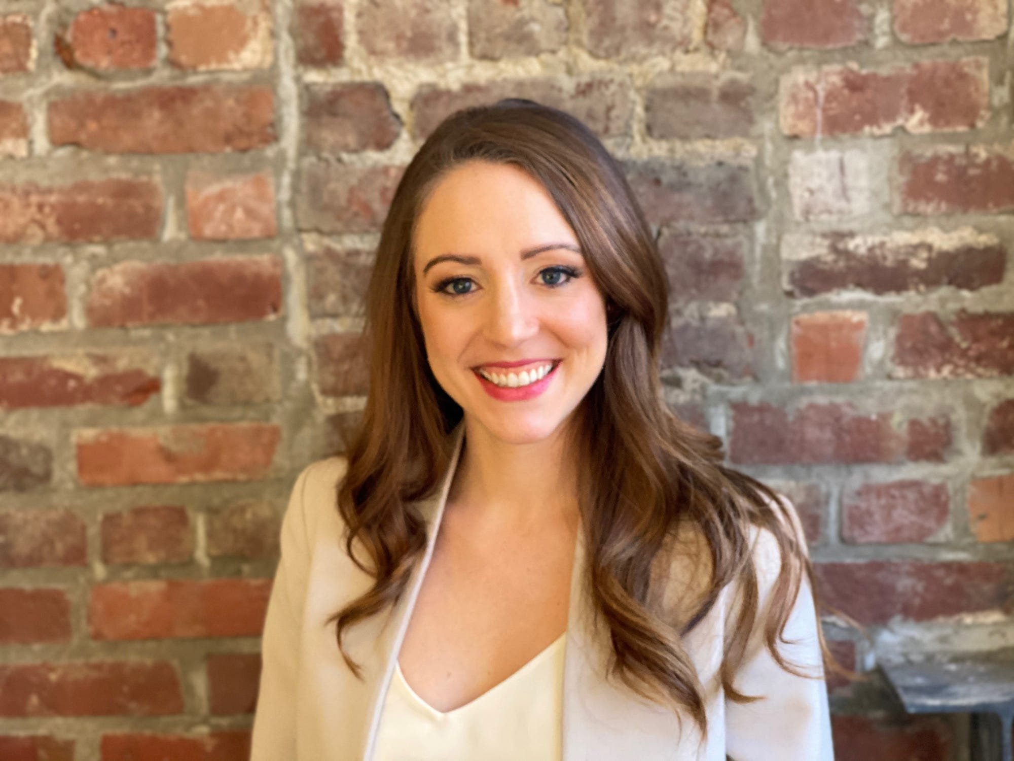 A 30-year-old physician assistant who spent 7 years in school missed her 'prime investing years,' and she's not the only one