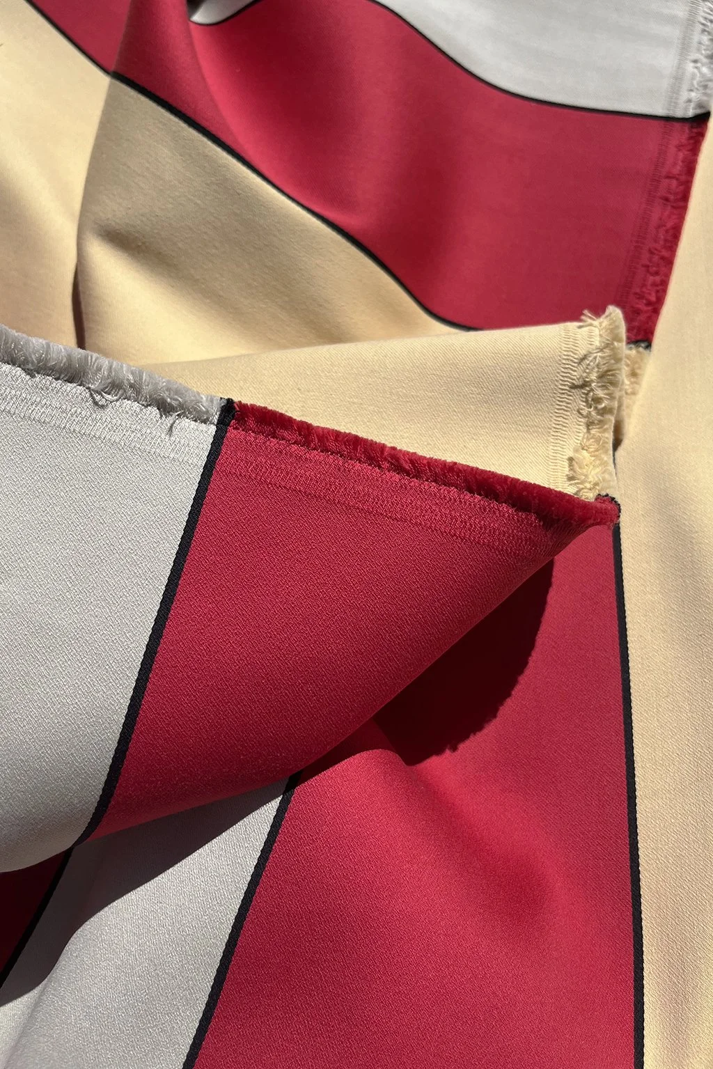 Italian heavy-weight cotton maxi-stripe in red and sand1.jpg