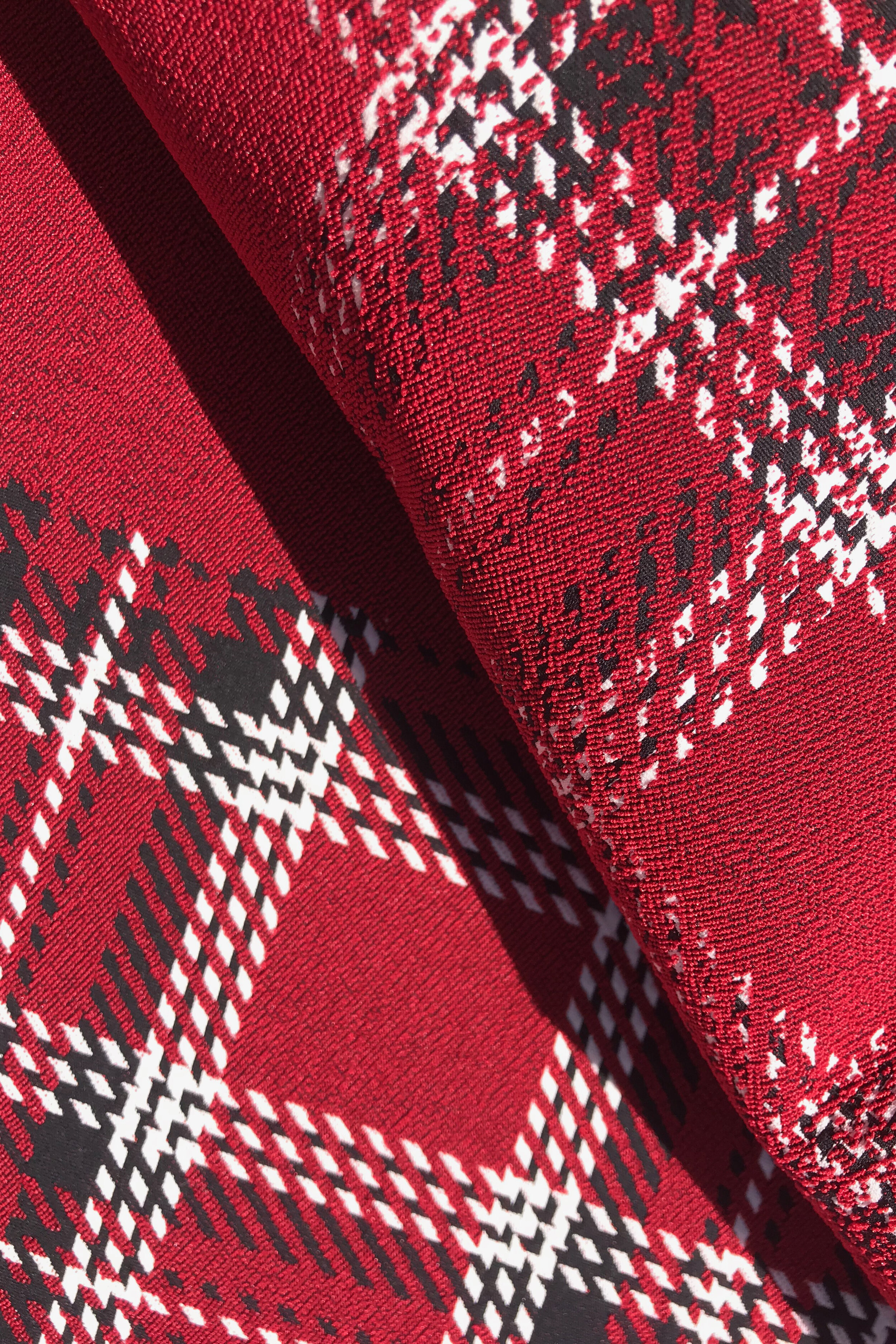 wool stretch in red7.jpg