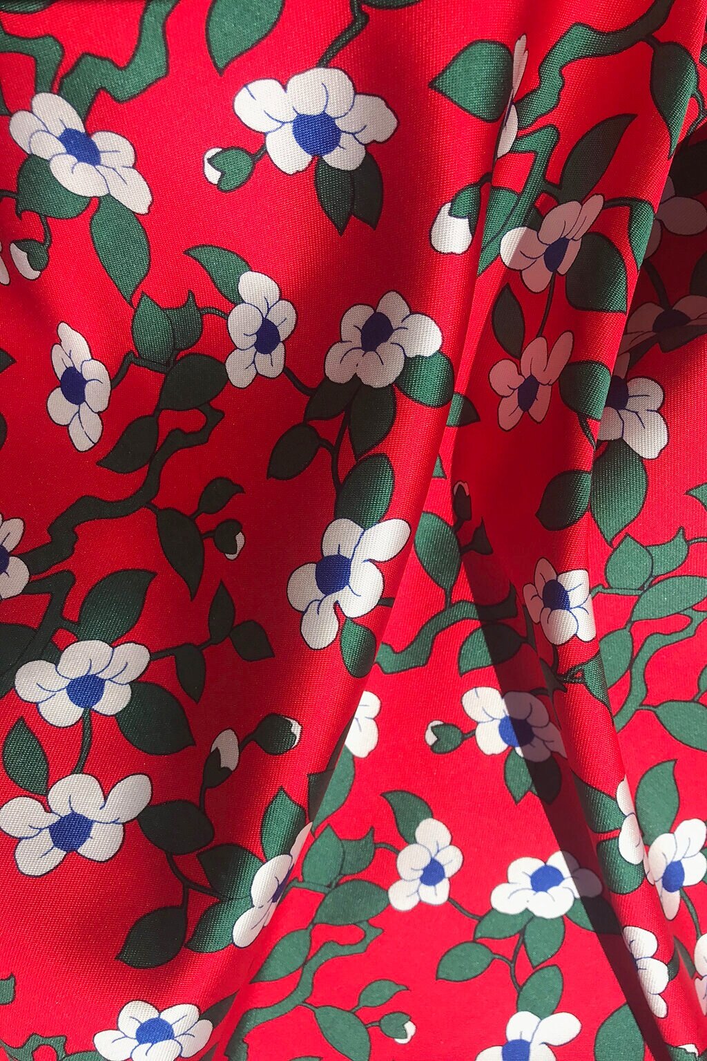 cotton+silk+with+white+flower+vines4.jpg