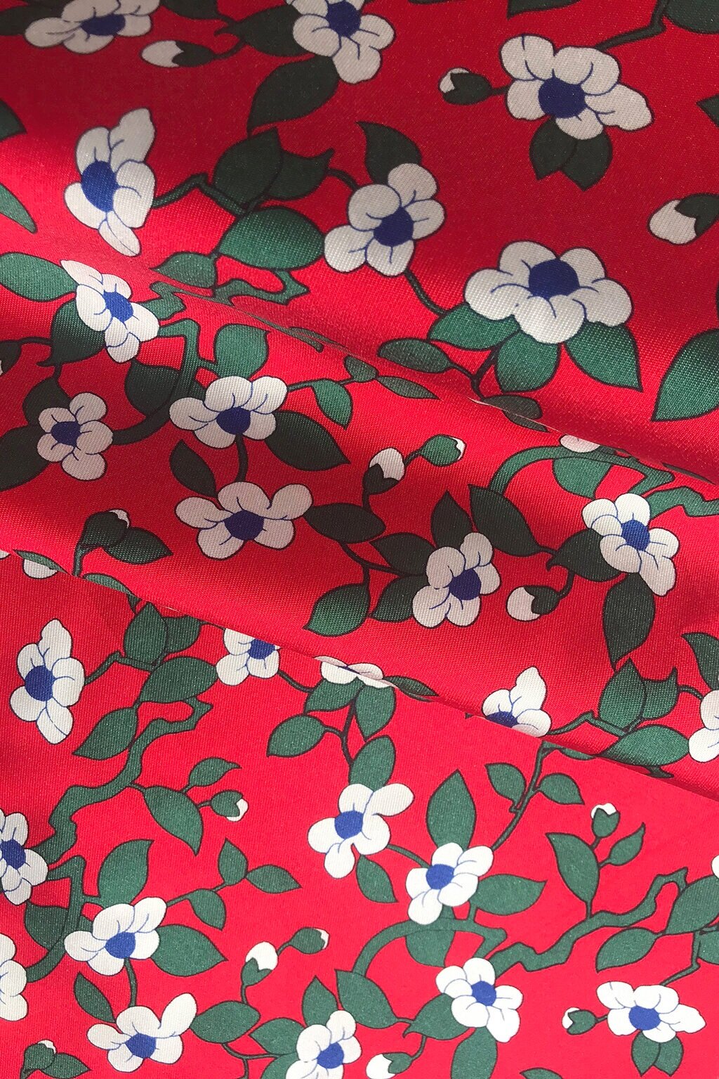 cotton+silk+with+white+flower+vines6.jpg