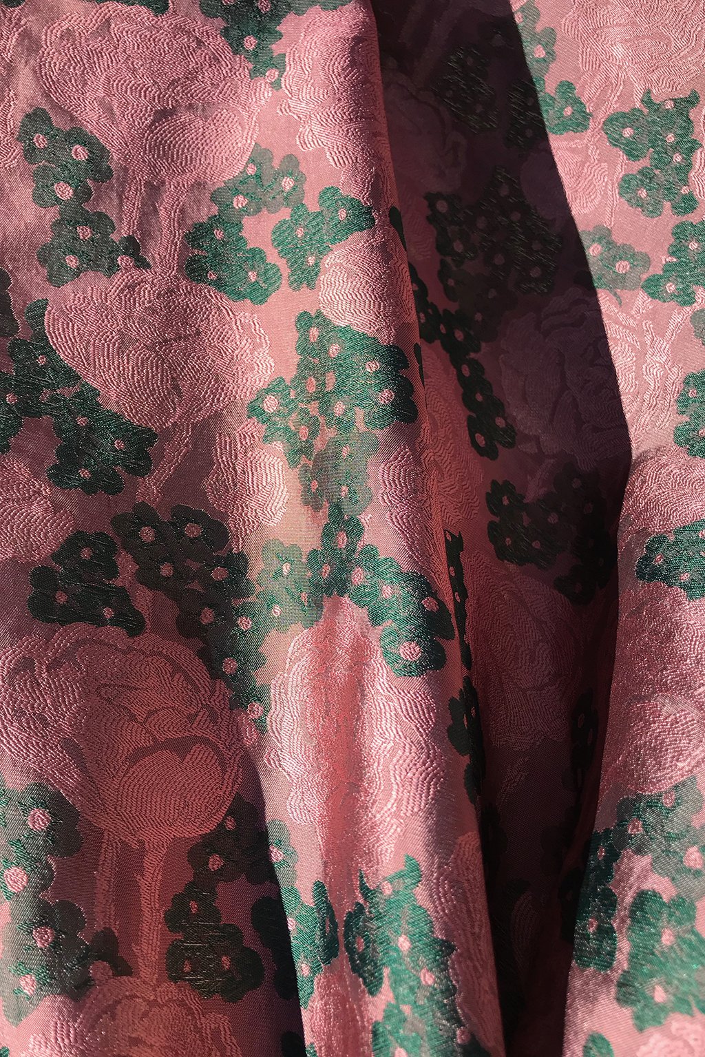 jacquard in coral with green daisies3.jpg