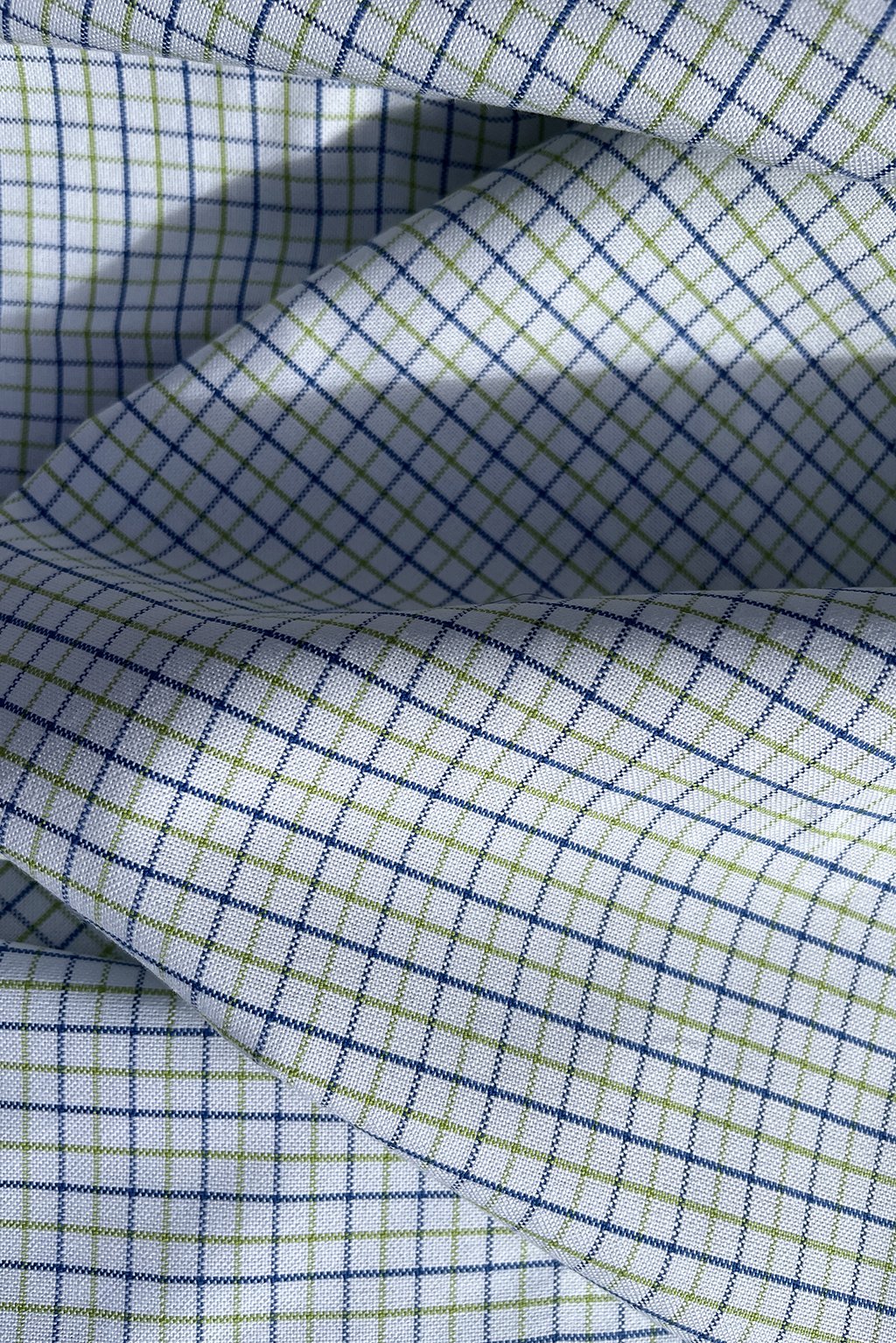 n2. Cotton shirting in exercise-book check in lime and blue - 95cm remnant13.jpg