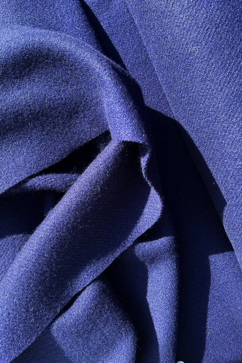wool in navy2.jpg