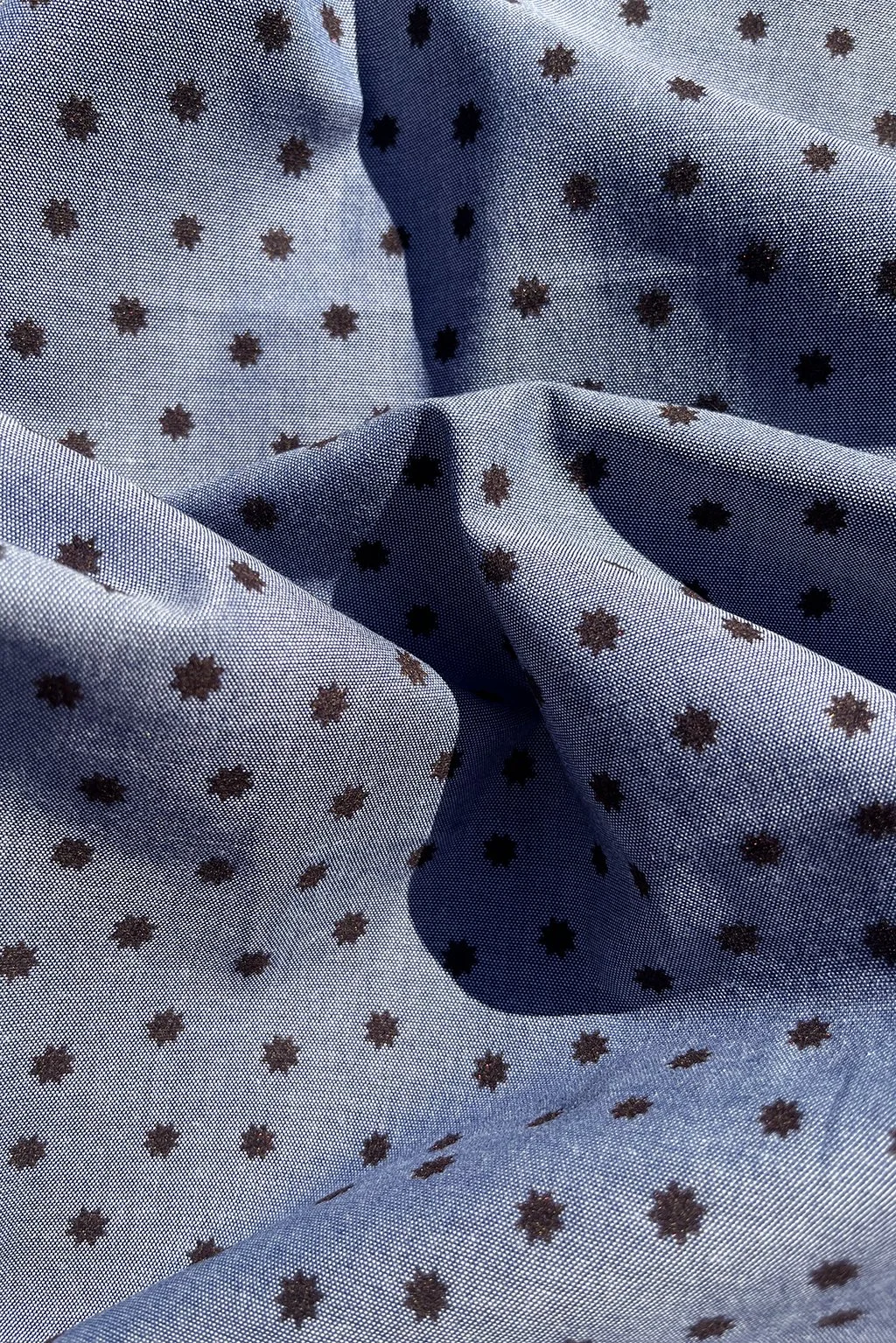Italian oxford cotton with starburst3.jpg