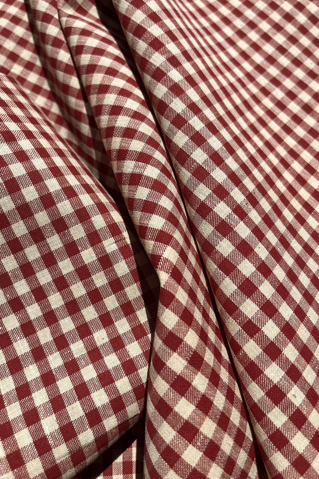 Italian cotton gingham in sand beige and red a.jpg