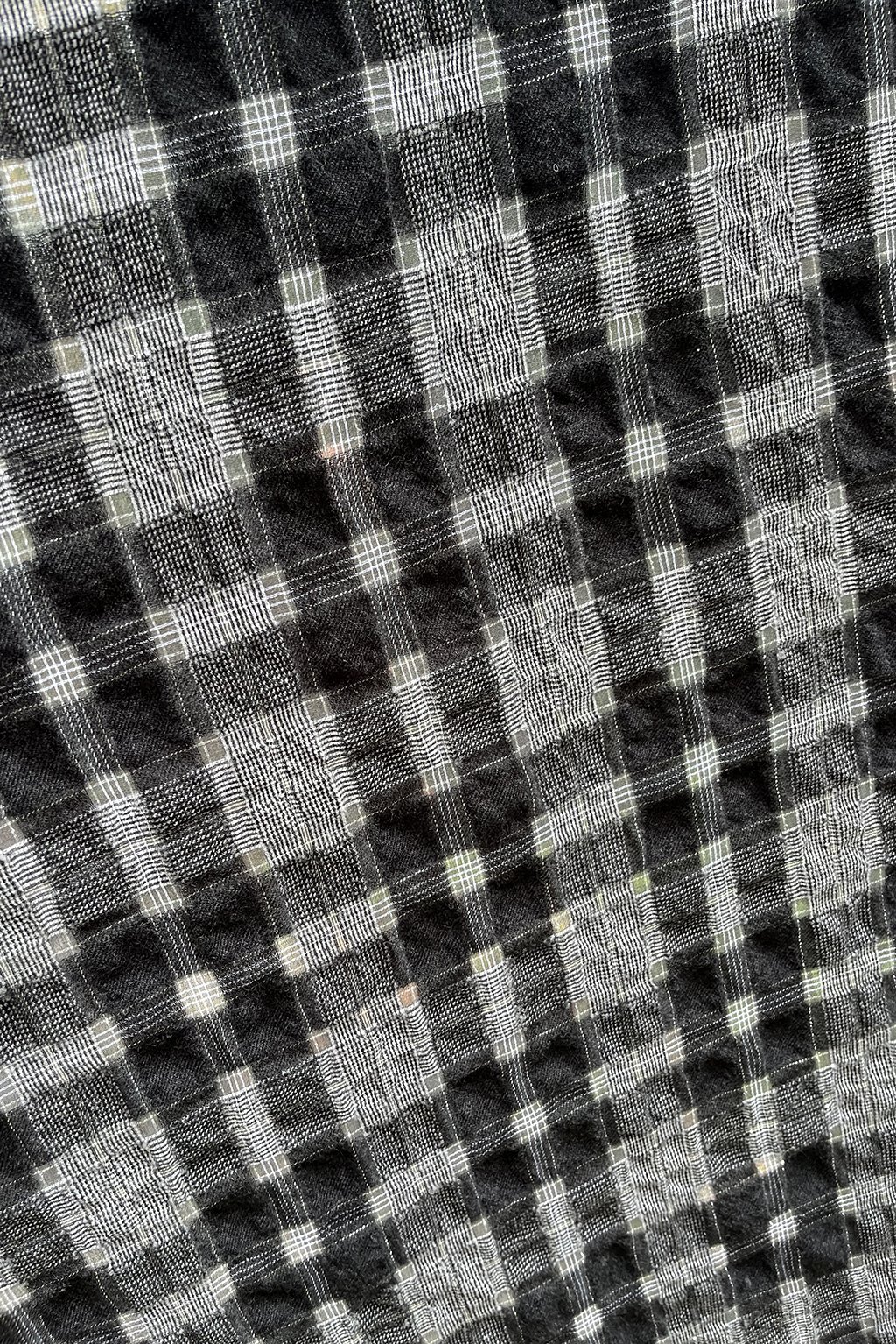 wool crepe lurex9.jpg