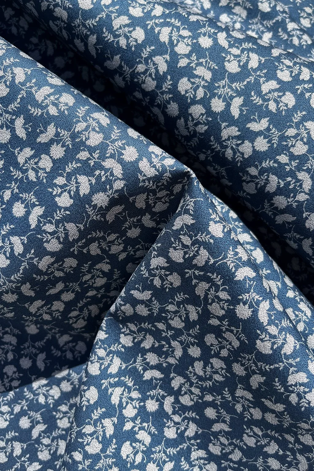 Italian cotton in ocean blue with small flowers3.jpg