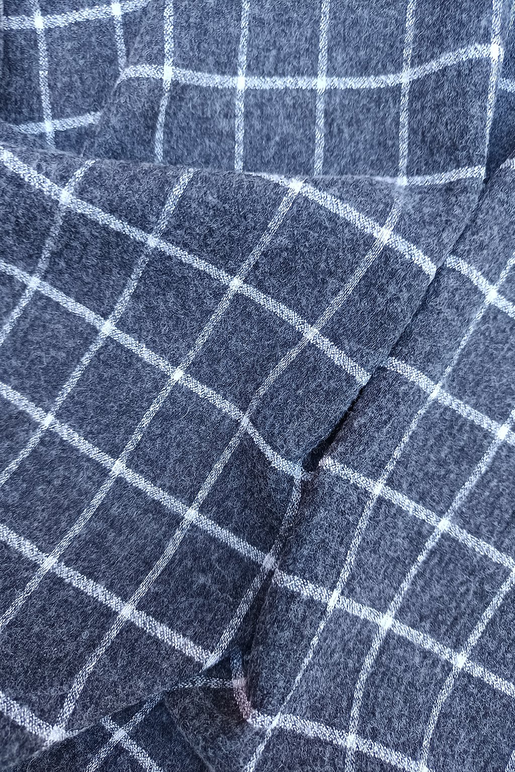 wool crepe in grey with white checklines4.jpg