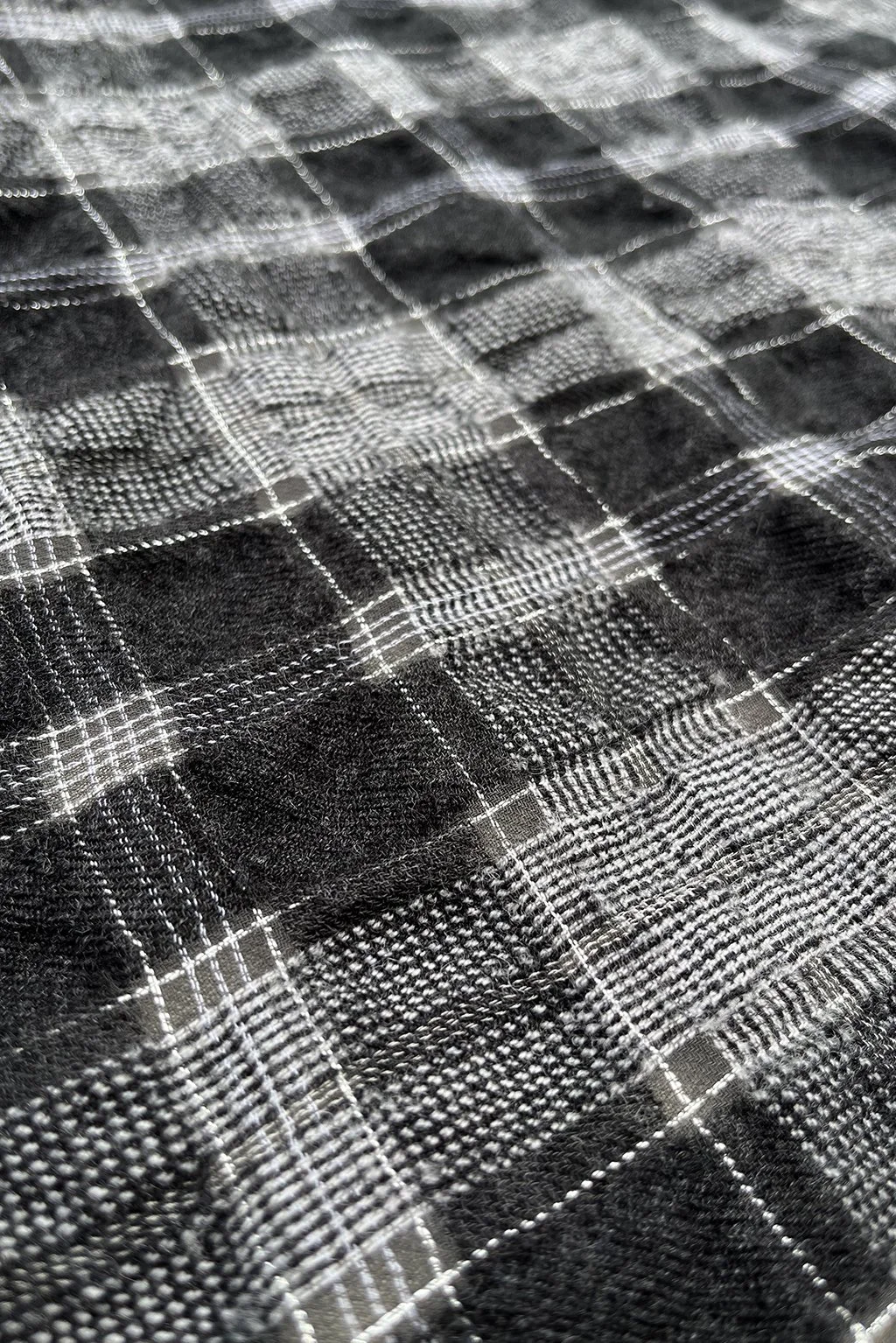 wool crepe lurex 5.jpg