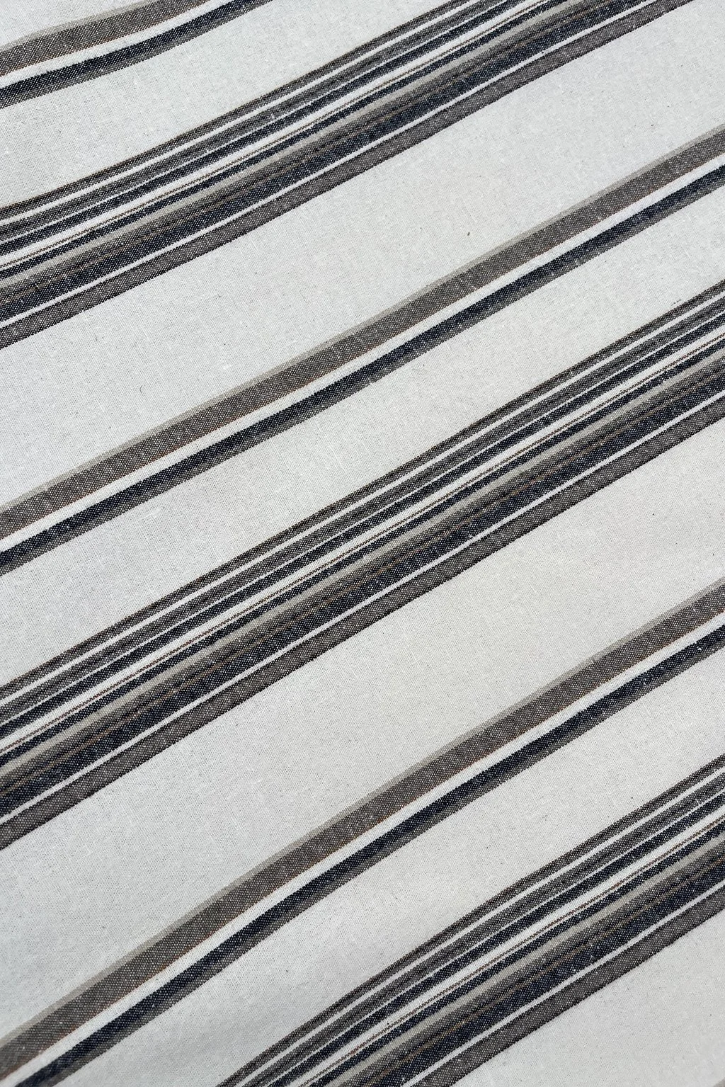 flannel in thick stripe4.jpg