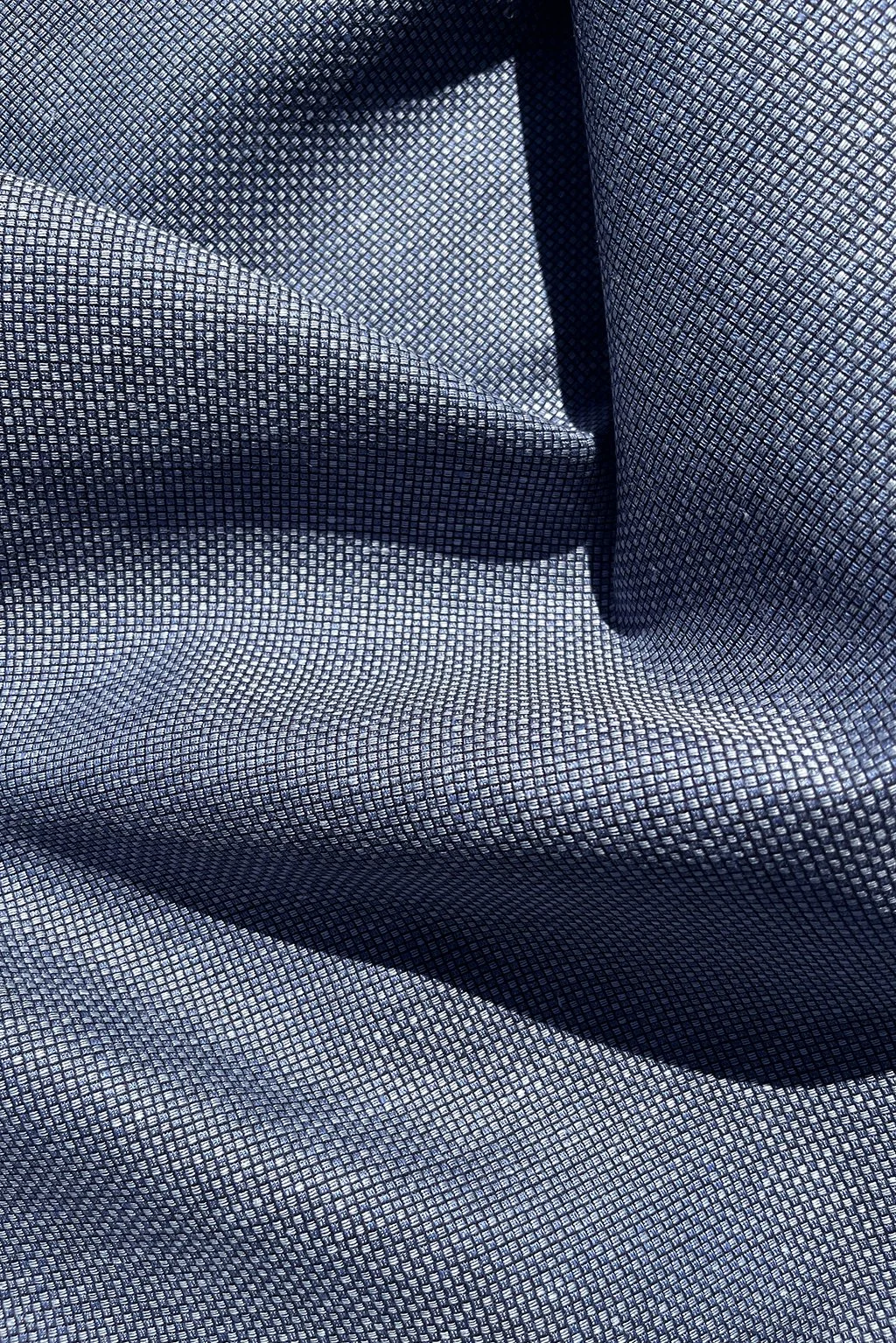 Italian Linen:Cotton blend woven mini-check in midnight blue8.jpg