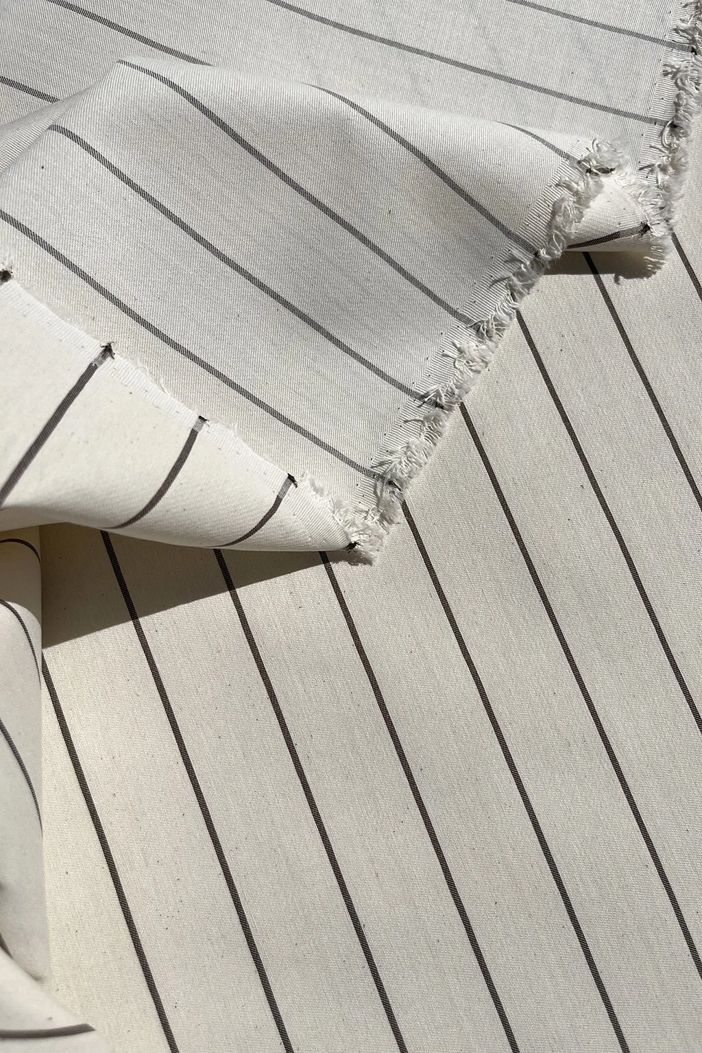 Cotton blend twill in ecru stripe4.jpg