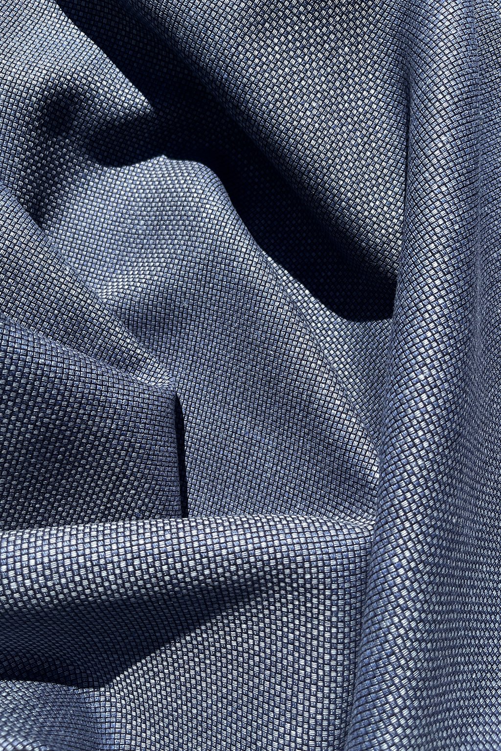 Italian Linen:Cotton blend woven mini-check in midnight blue6.jpg
