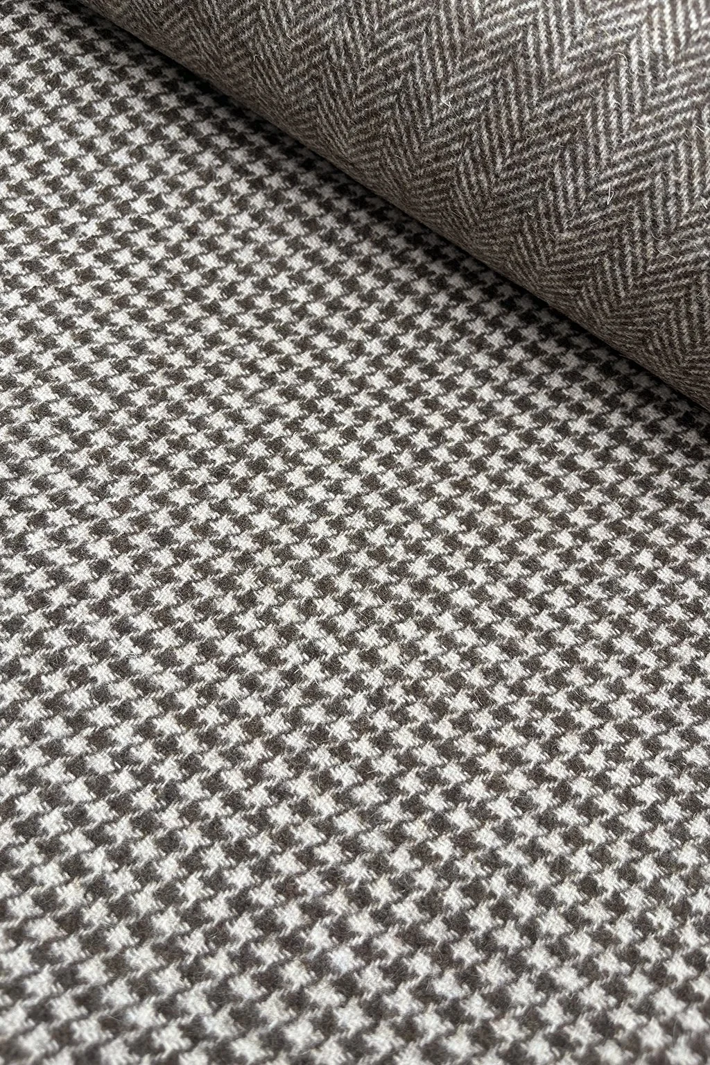 doublesided wool blend in brown.jpg