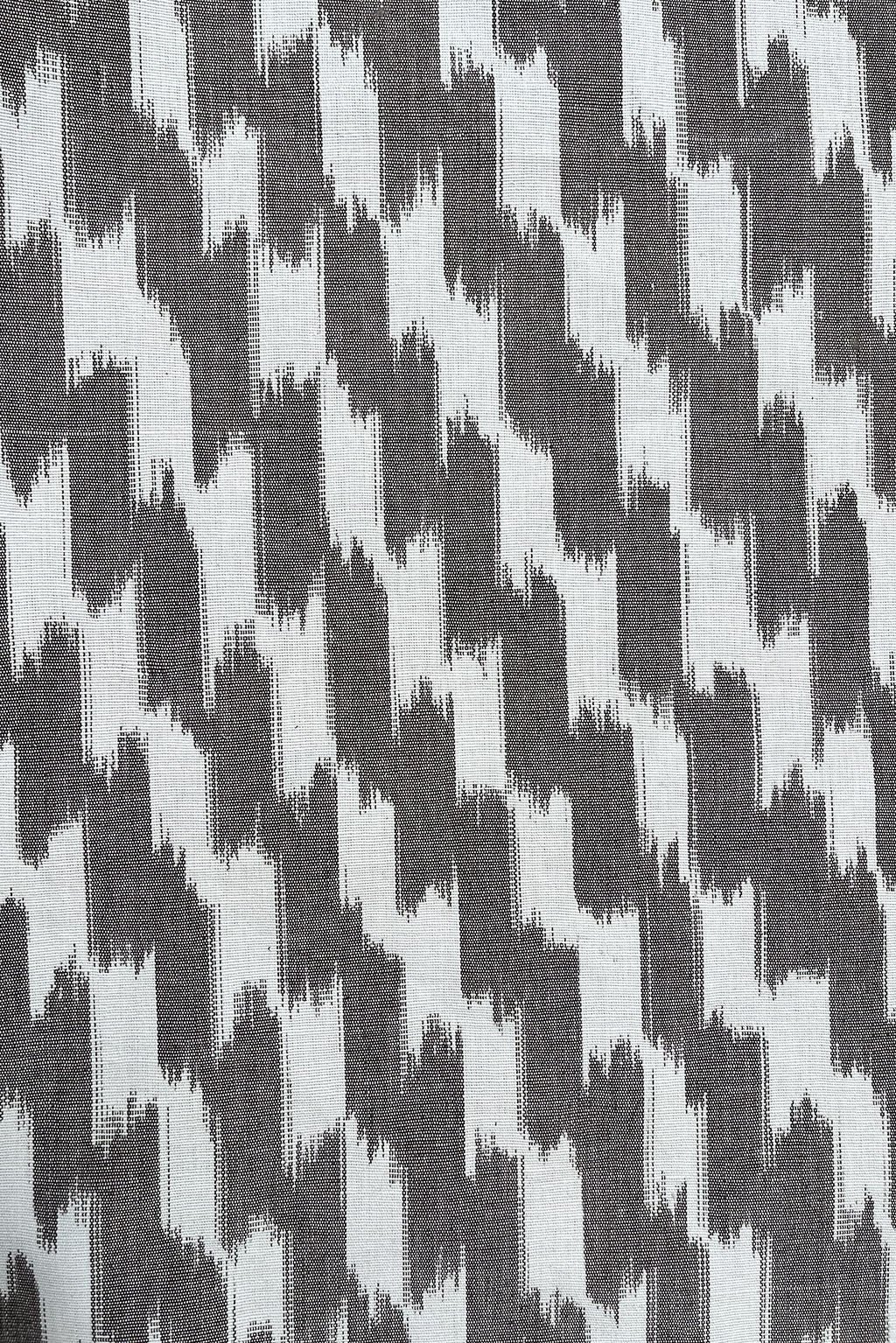 ikat canvas12.jpg