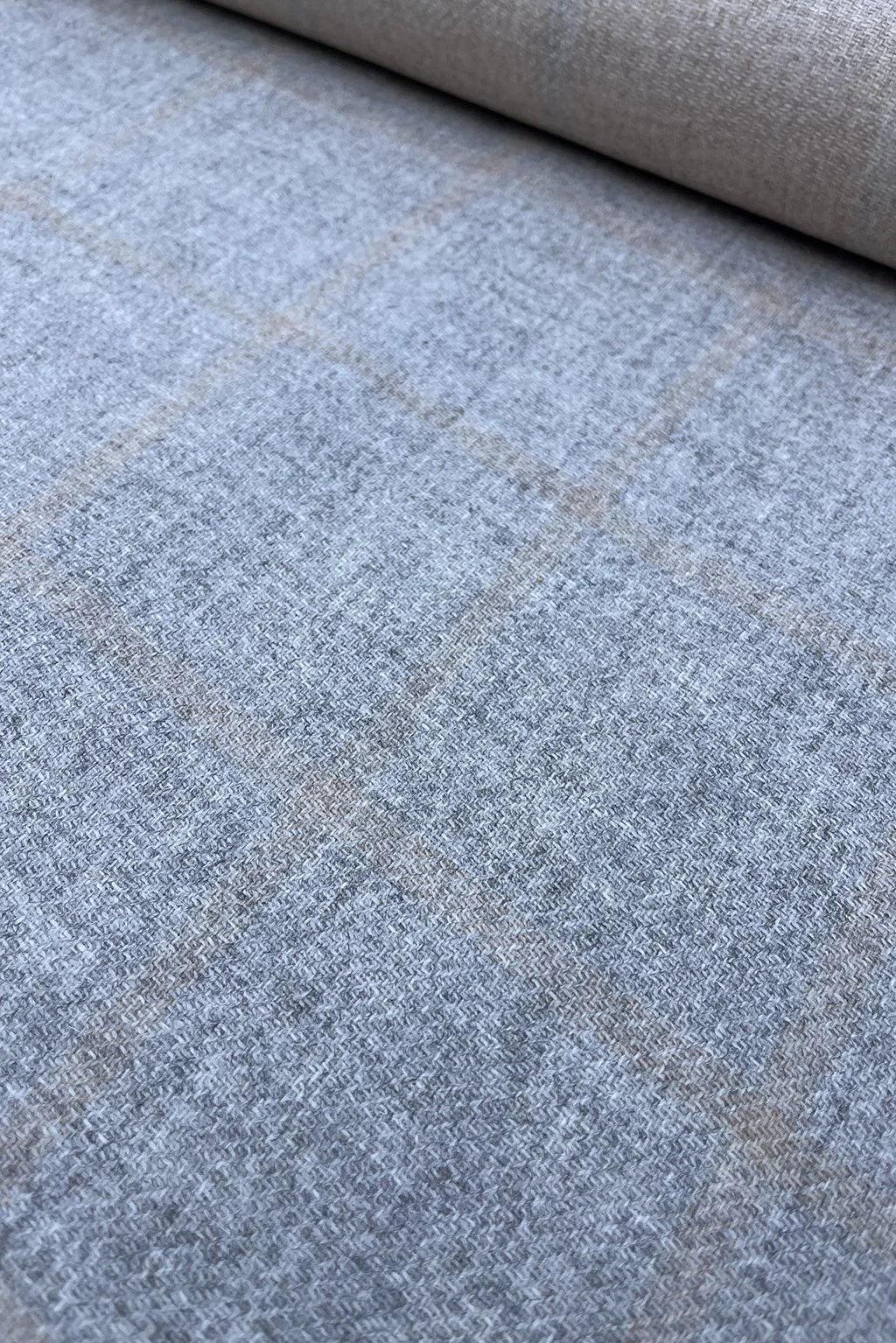 doublesided wool in beige and grey6.jpg