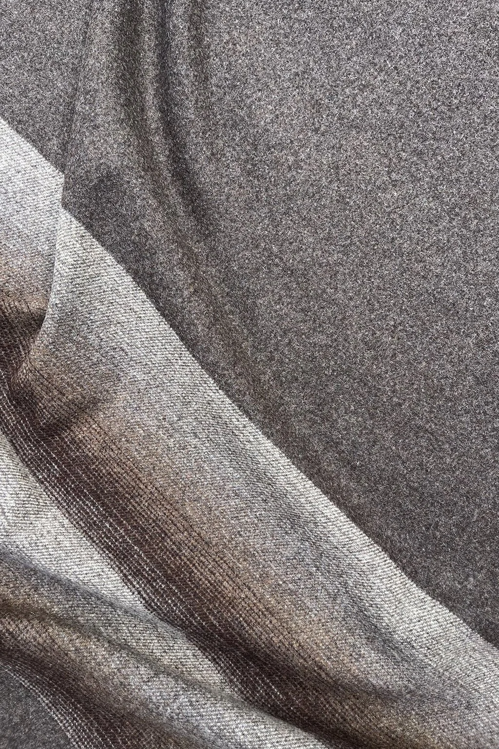 wool with thick stripe4.jpg