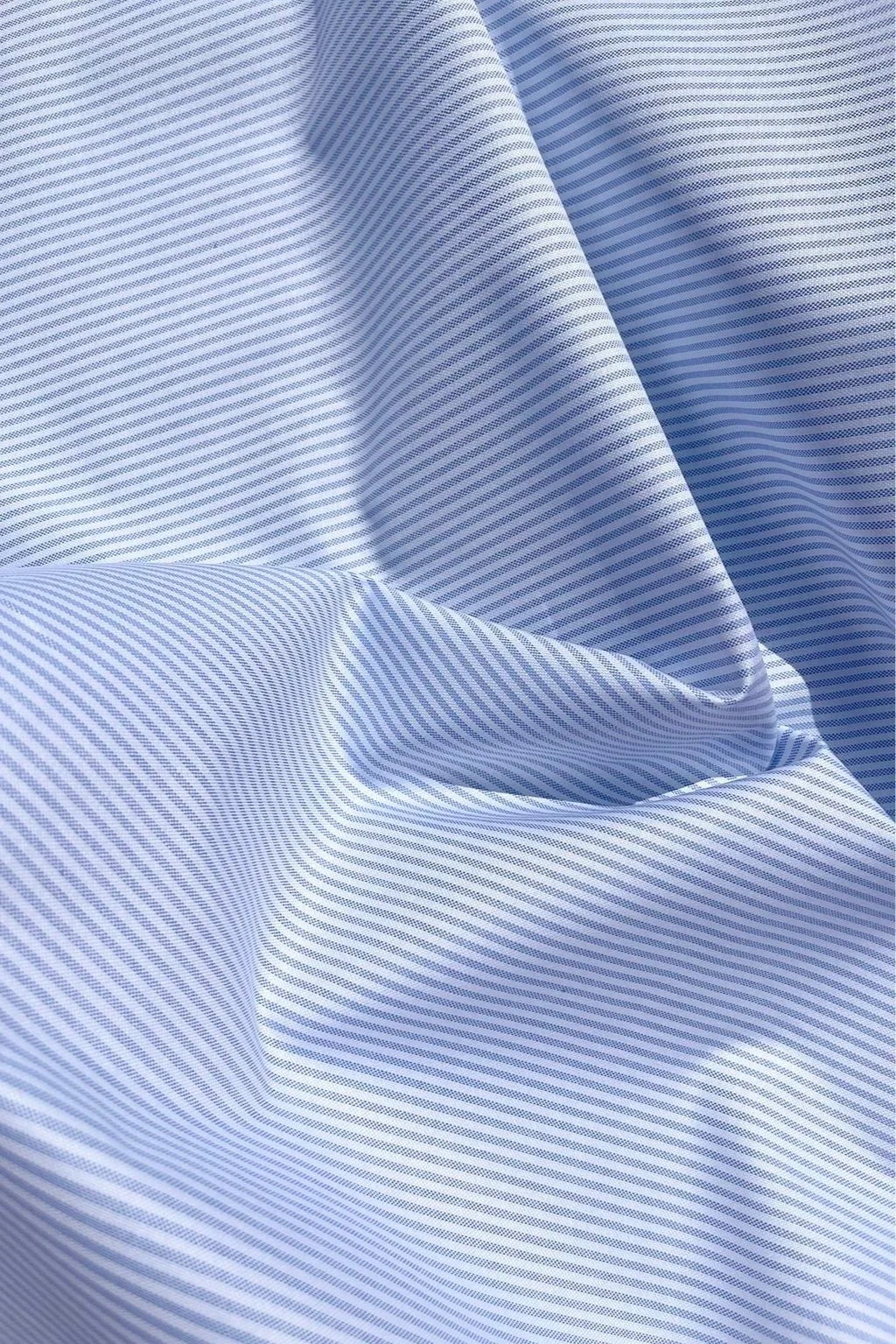 Oxford+cotton+mini-stripe+in+pale+blue+and+white6.jpg