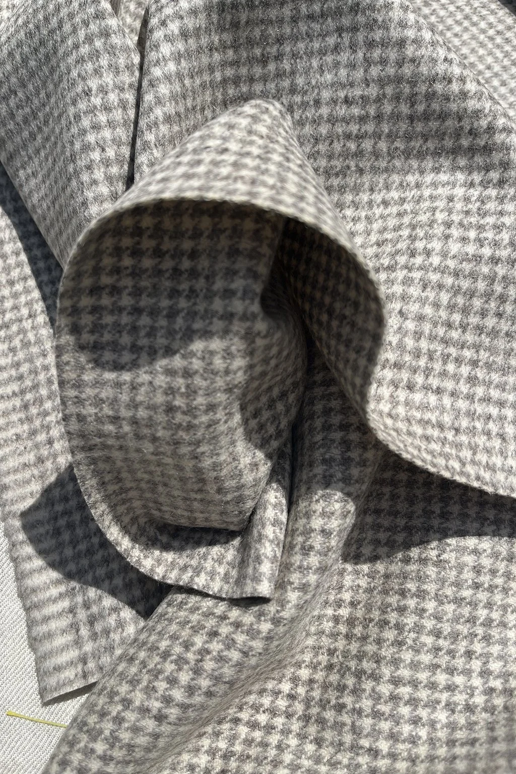 wool with houndstooth in beige and grey7.jpg