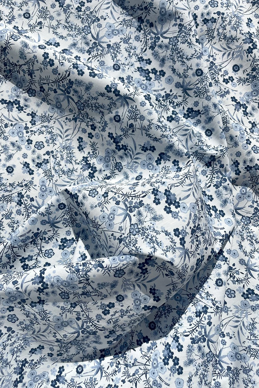 italian cotton with small blue flowers.jpg6.jpg