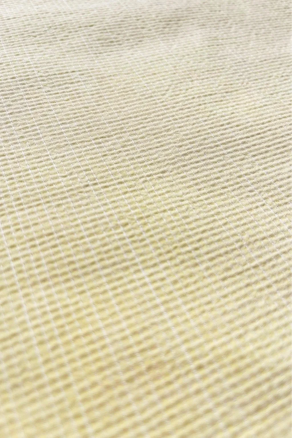 Cotton+seersucker+in+daffodil+yellow+mini-check5.jpg