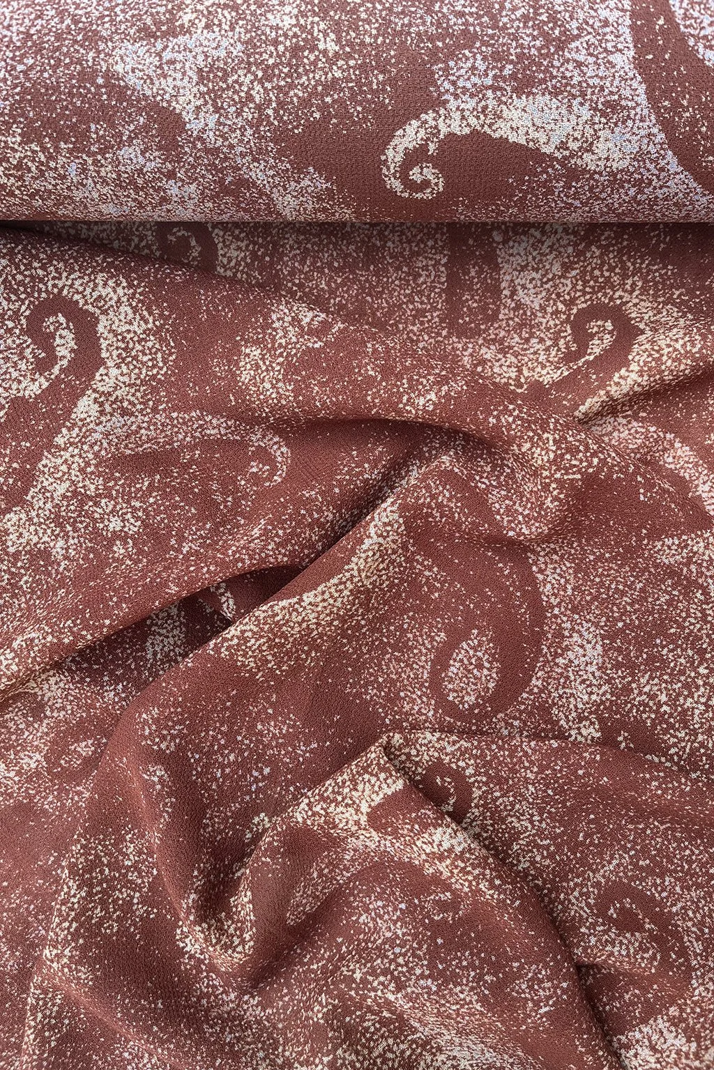 wool crepe with paisley print6.jpg