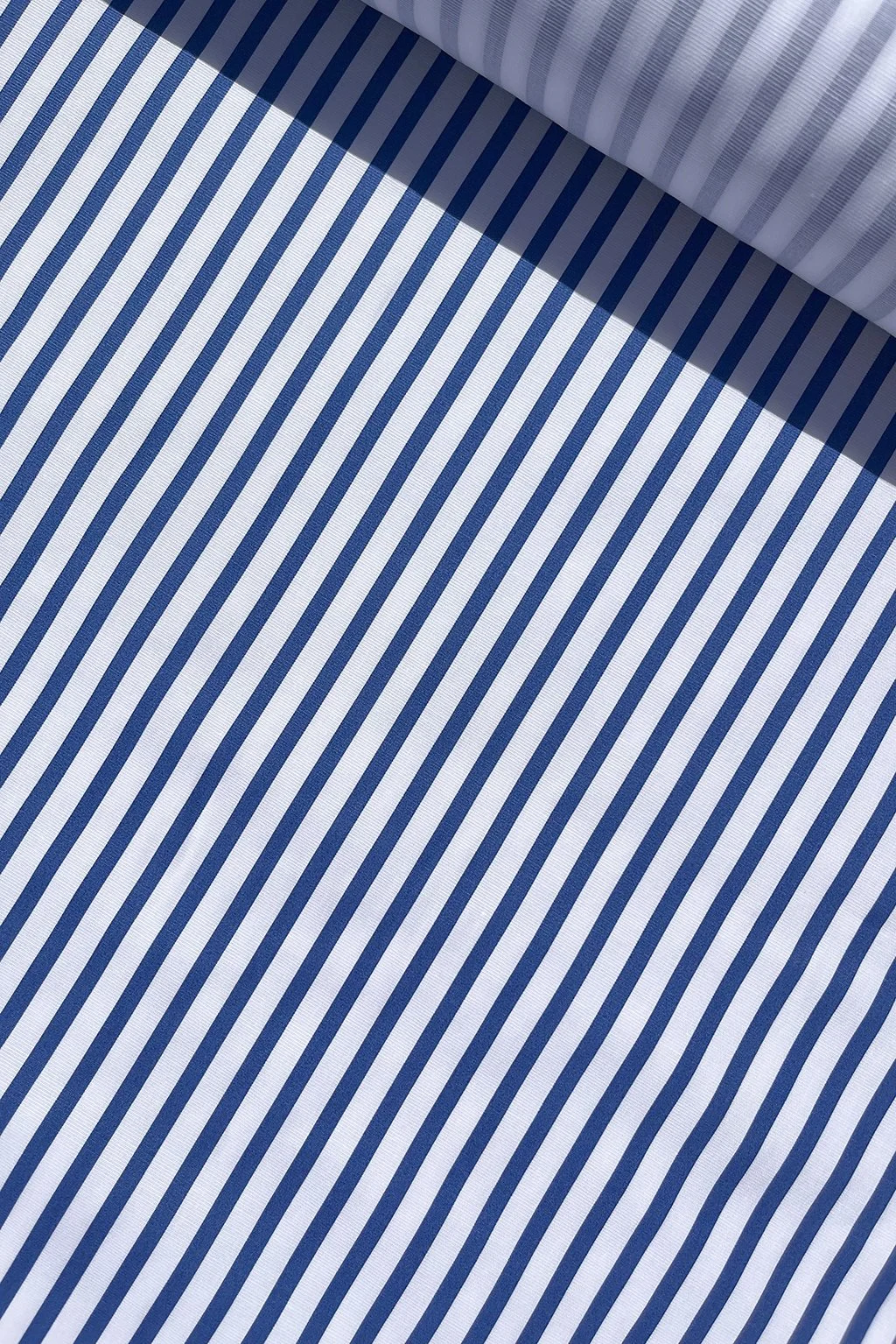 Cotton shirting in white and ocean blue stripe d.jpg