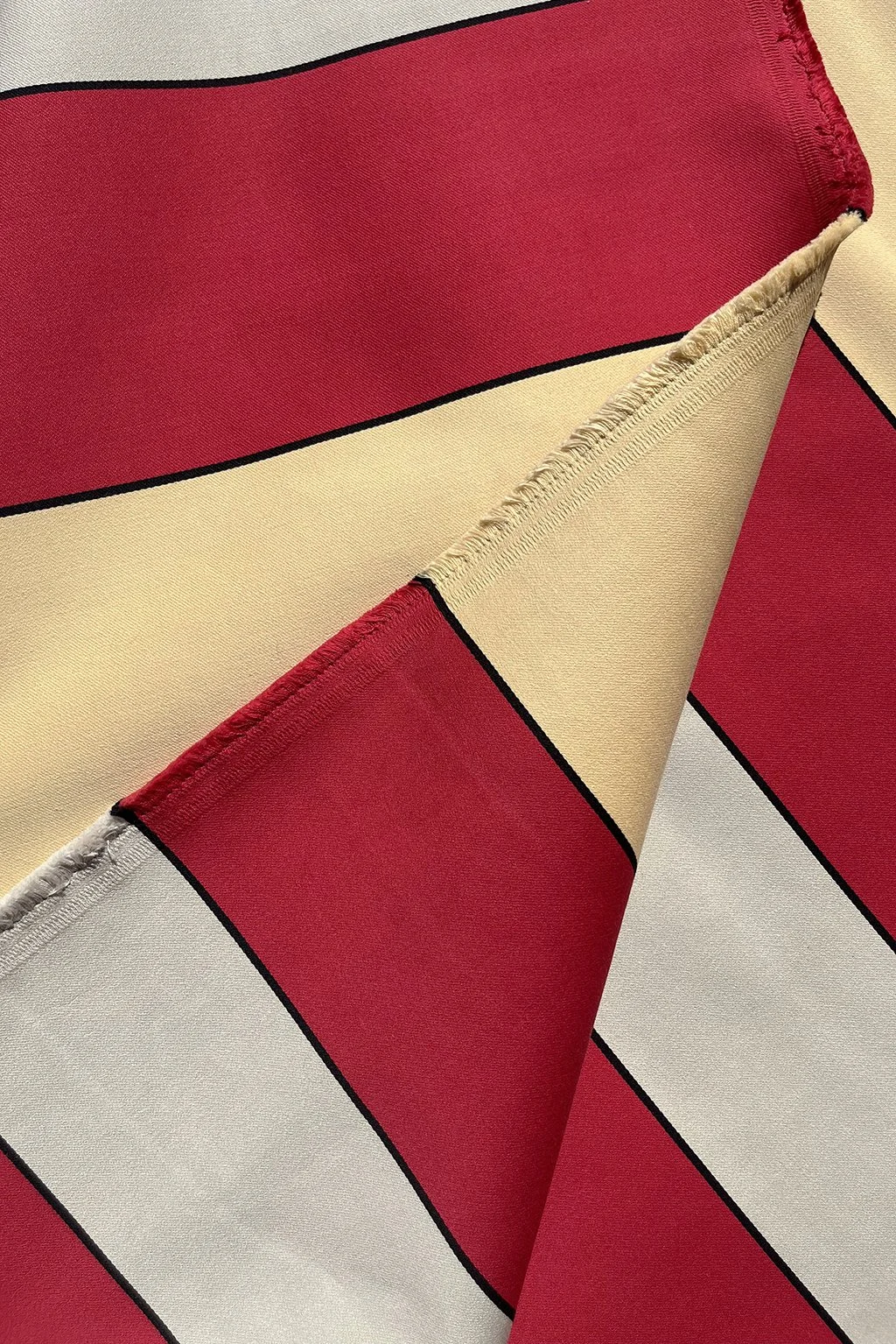 Italian heavy-weight cotton maxi-stripe in red and sand7.jpg