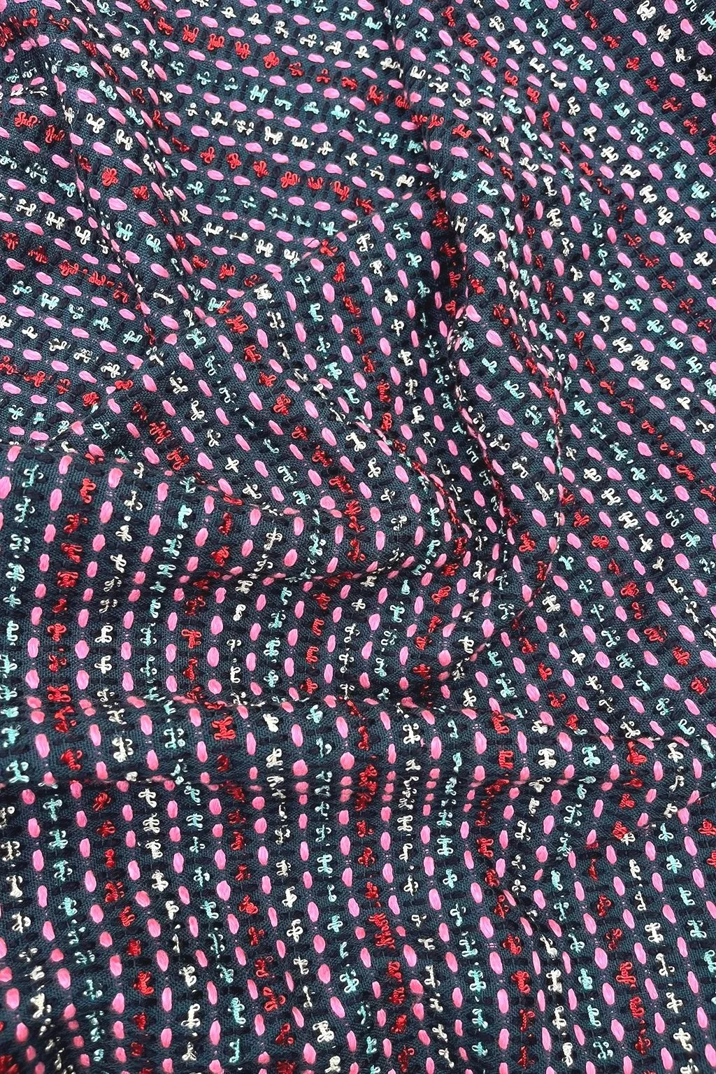 tweed+in+nacy+with+stitching+in+raspberry+and+rose7.jpg
