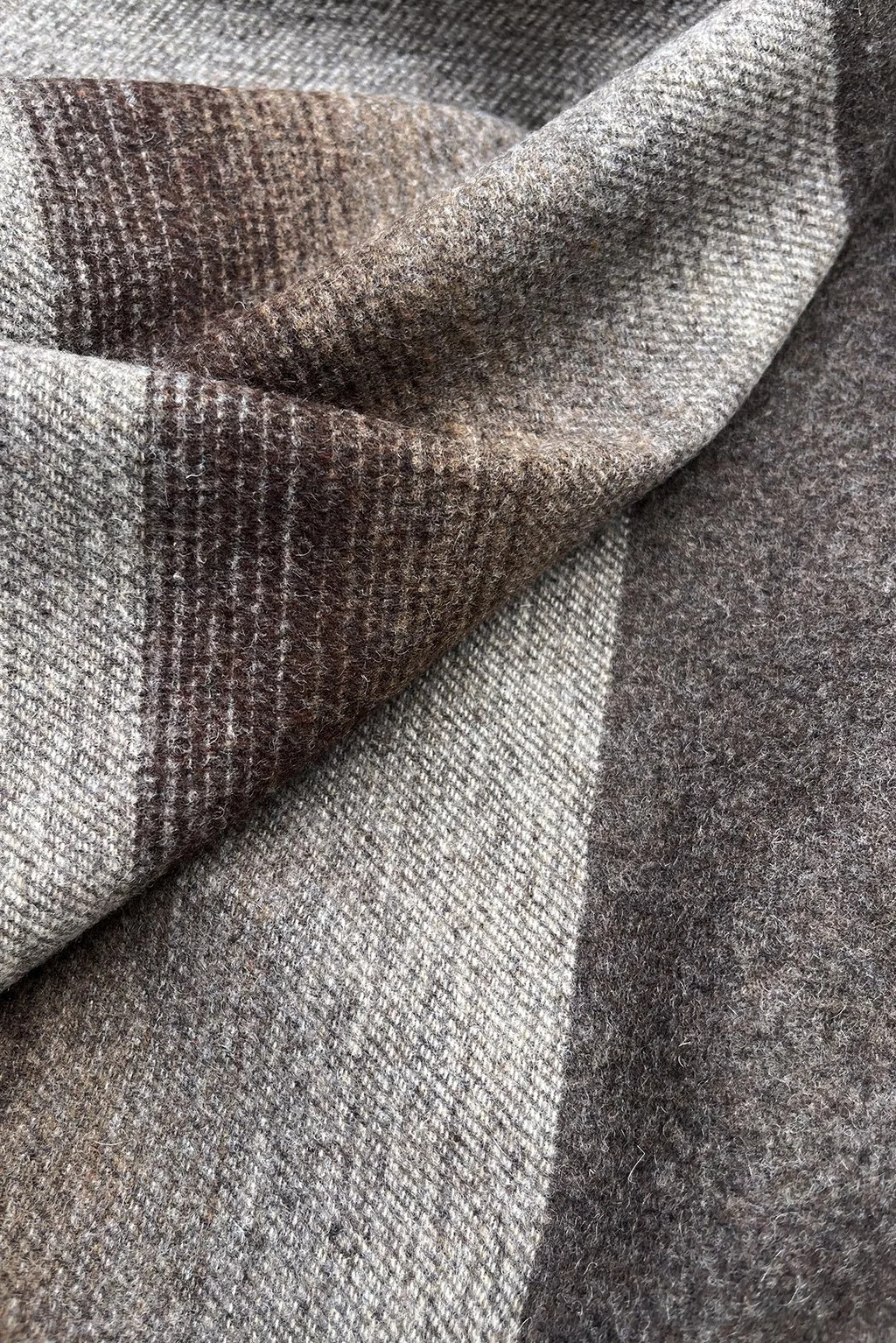 wool with thick stripe10.jpg