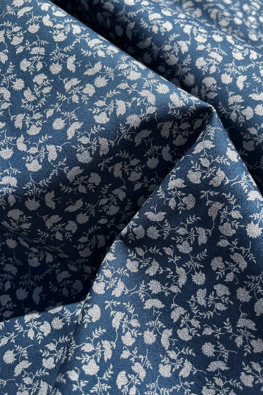 Italian cotton in ocean blue with small flowers b.jpg