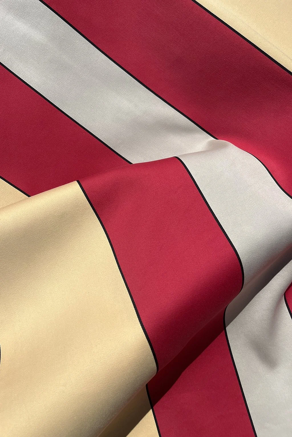 Italian heavy-weight cotton maxi-stripe in red and sand3.jpg