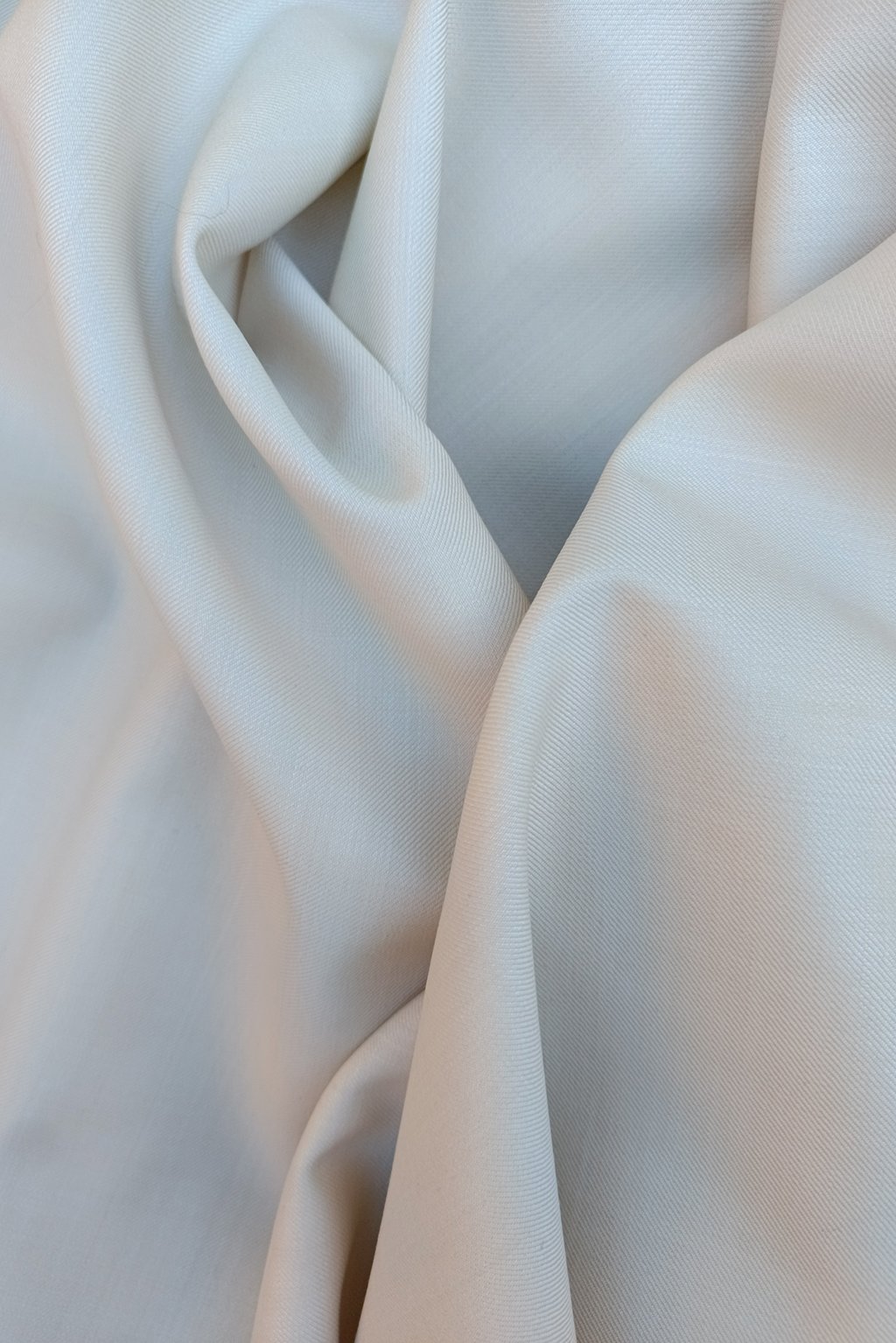 fine virgin wool in cream2.jpg