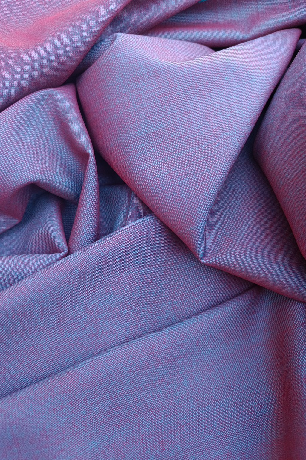 changeant stretch wool2.jpg