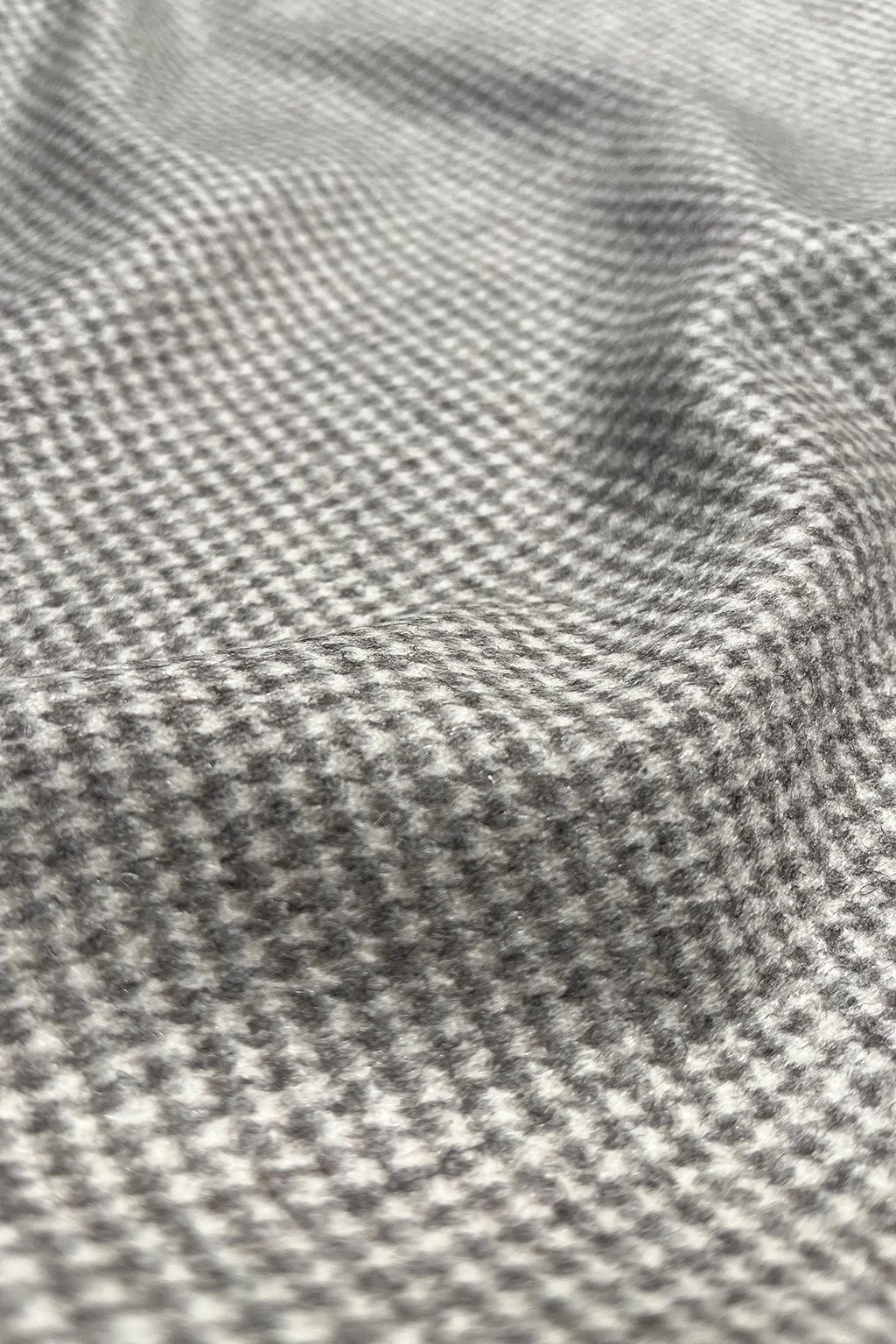 wool with houndstooth in beige and grey2.jpg
