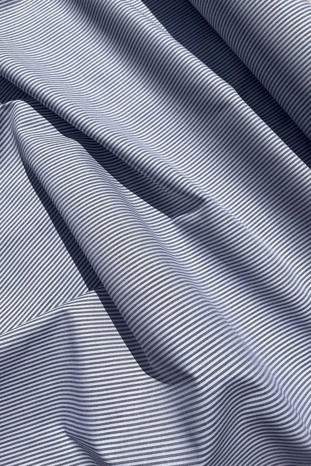 Oxford style mini-stripe in sky blue and white12.jpg