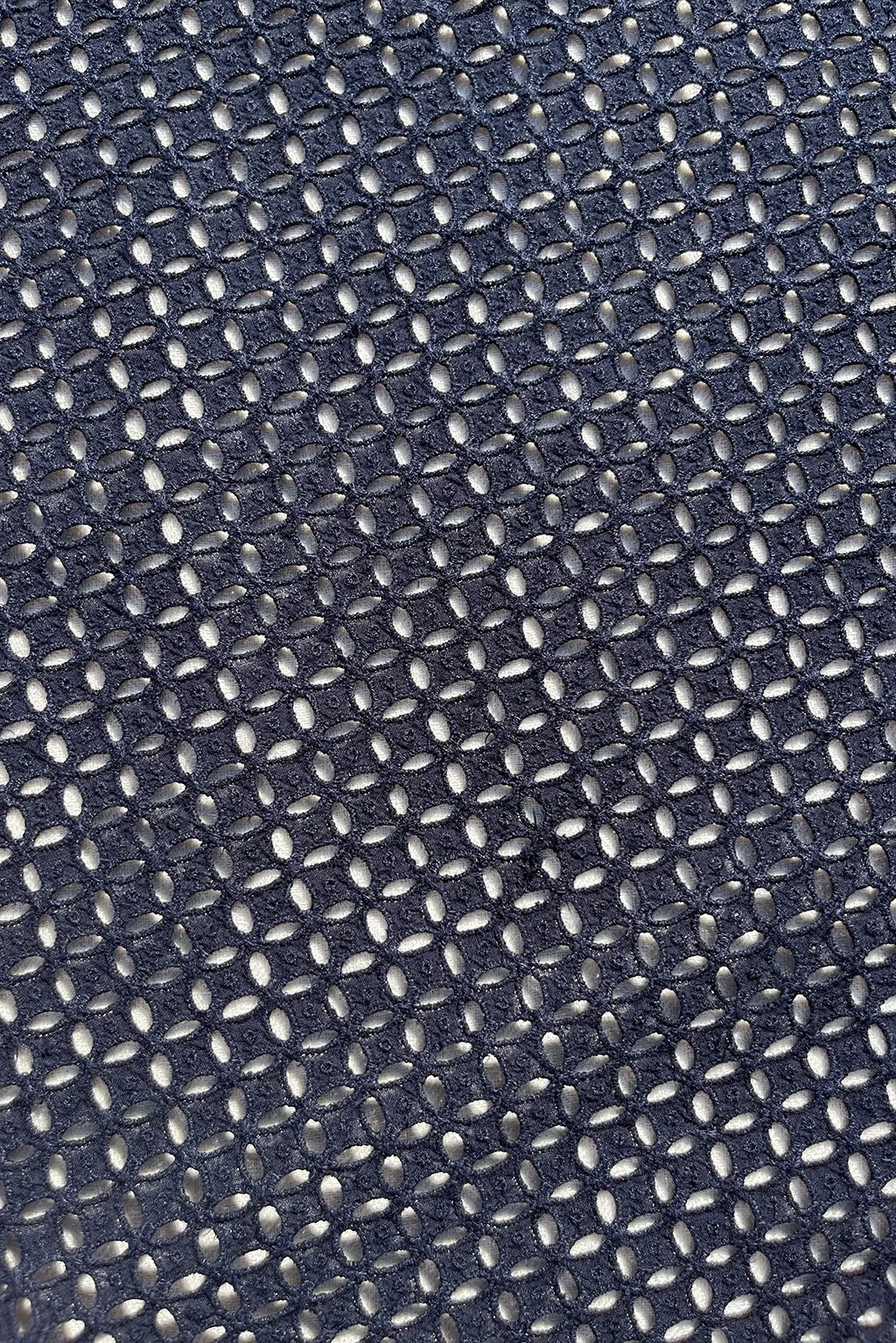 Broderie anglais remnant 7.jpg