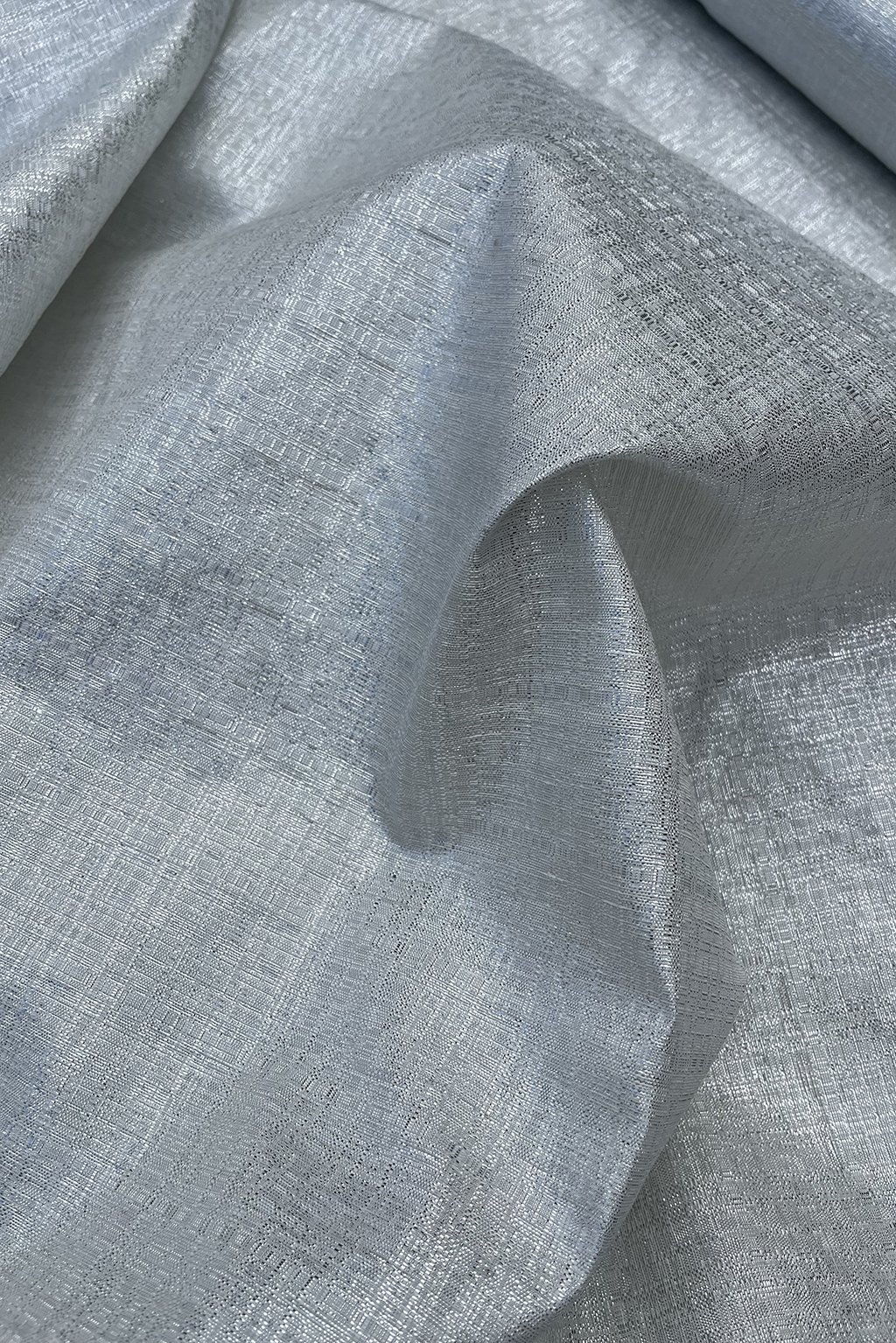 silver linen blend3.jpg