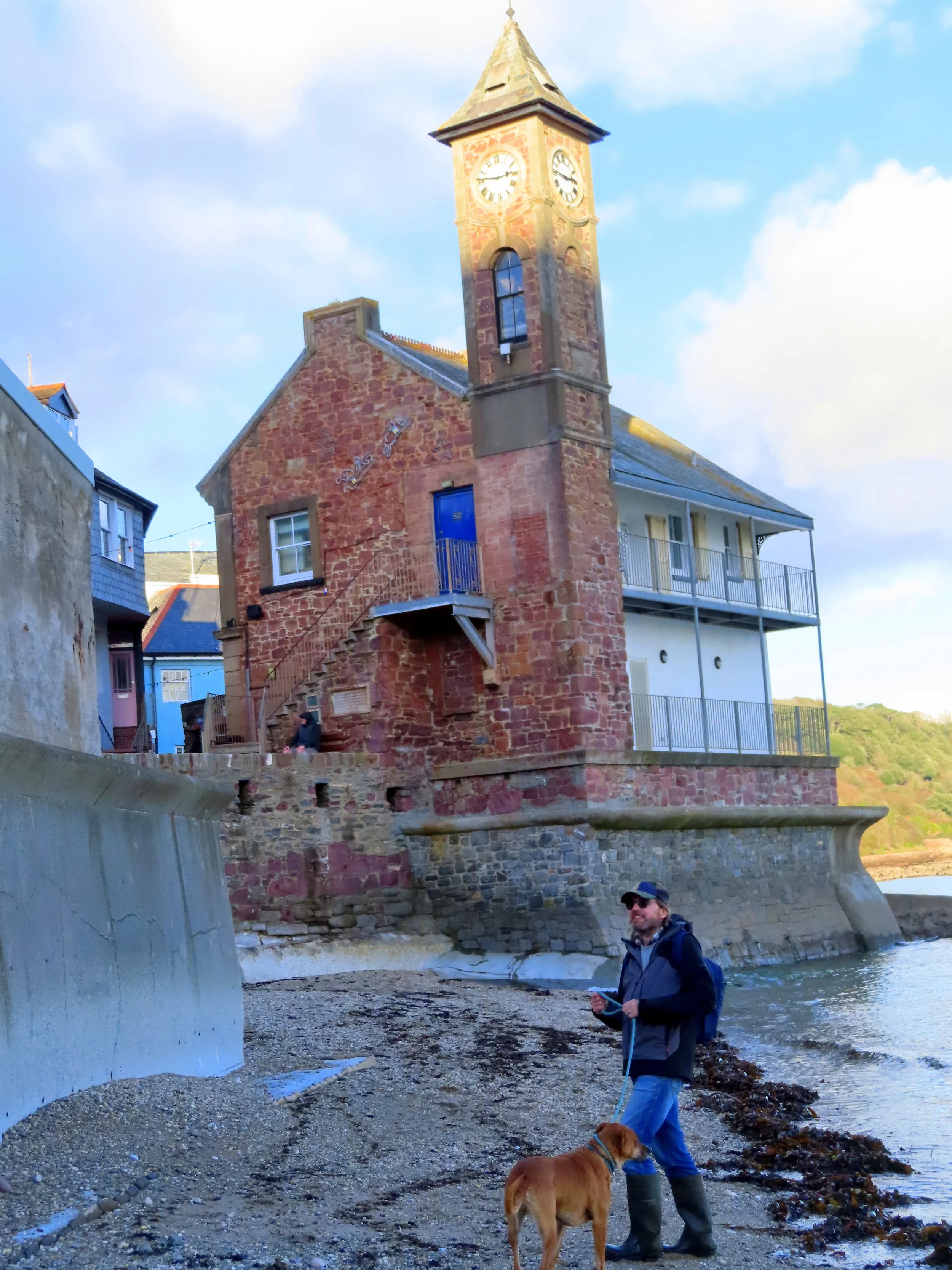   The Higgledy-Piggledy Shoreline (Exploring Cawsand-Kingsand)  