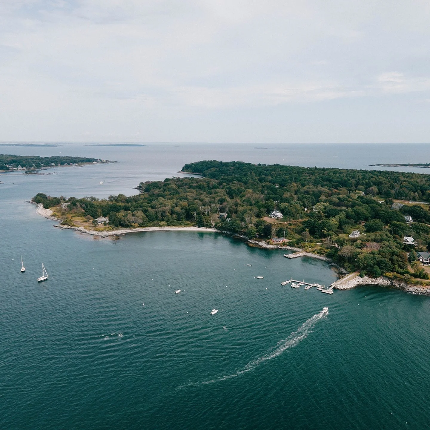 Lucy &amp; Will&rsquo;s wedding was set on a quiet island in Maine, a place full of family history and memories. Guests arrived by boat, witnessed the ceremony at Lucy&rsquo;s family home, and then followed a marching band across the island to the re