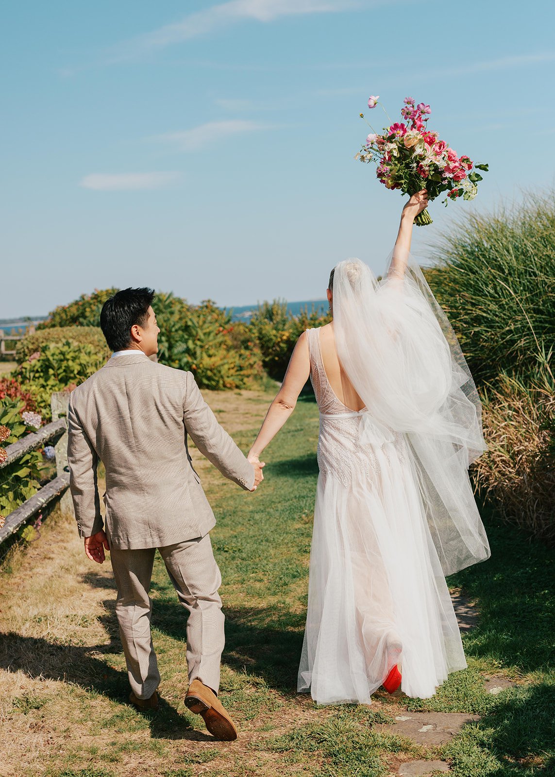 Sneak Peek- Fuchsia and Green Coastal Wedding | Prouts Neck Country Club