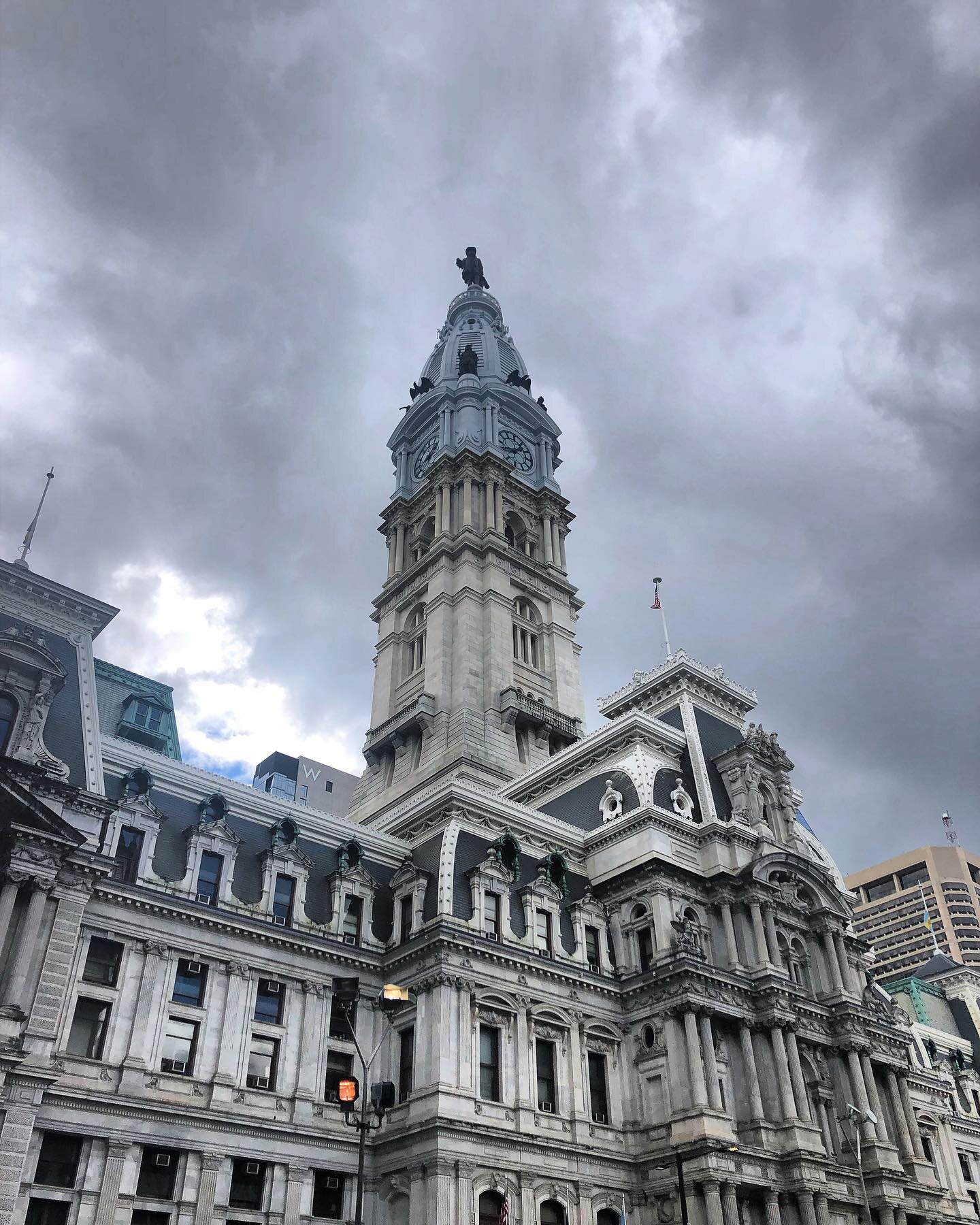Travelogue: I took a little break last weekend to relax and enjoy the sights in Philadelphia. (And, of course, the food, too.) @potterybychrissy and I had a dazzling experience and explored the city!

[Image: a clock tower greets grey skies in downto