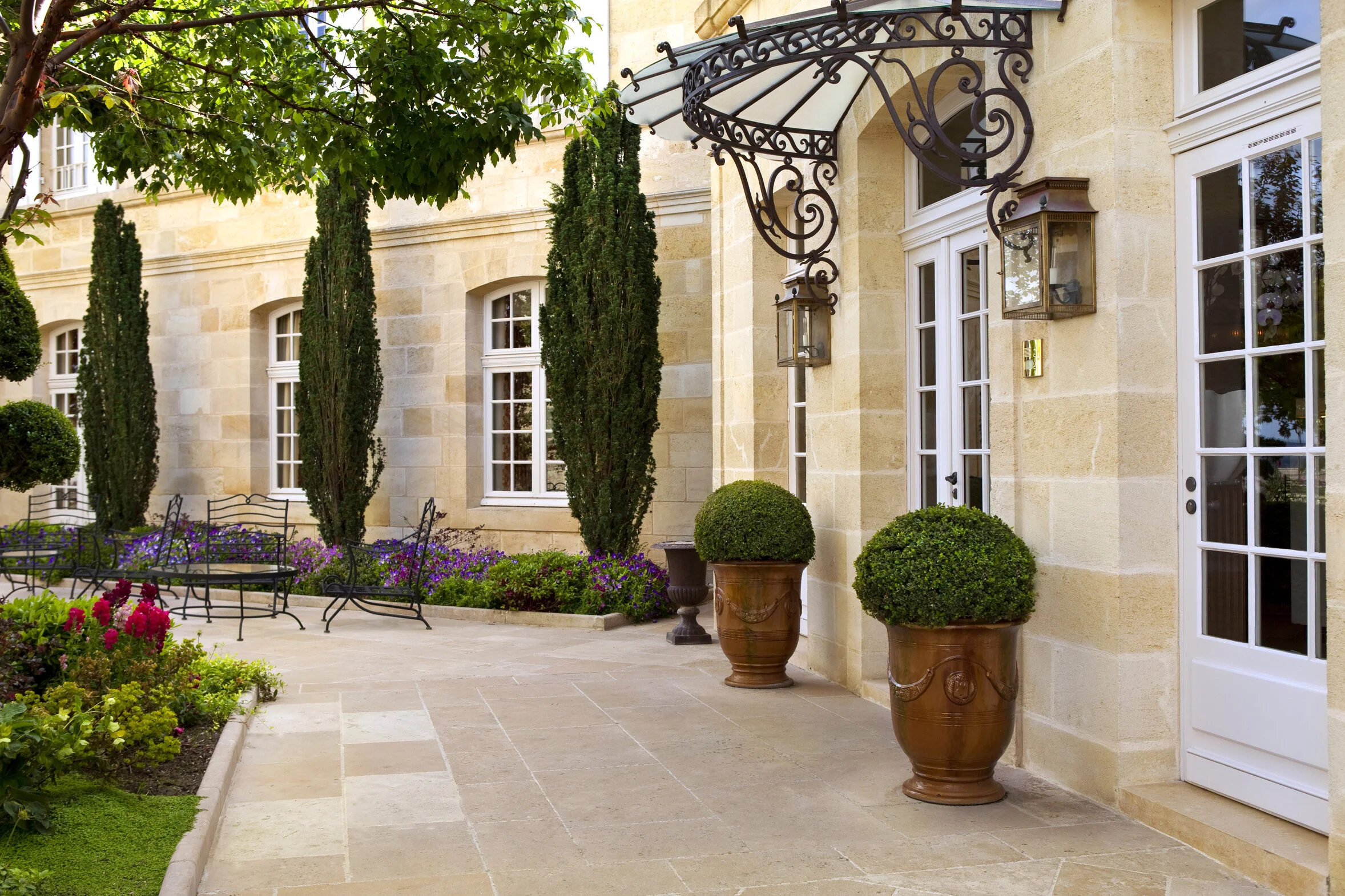 Exklusive Immobilie mit Terrasse_Landauf & Co. Immobilienmakler Karlsruhe