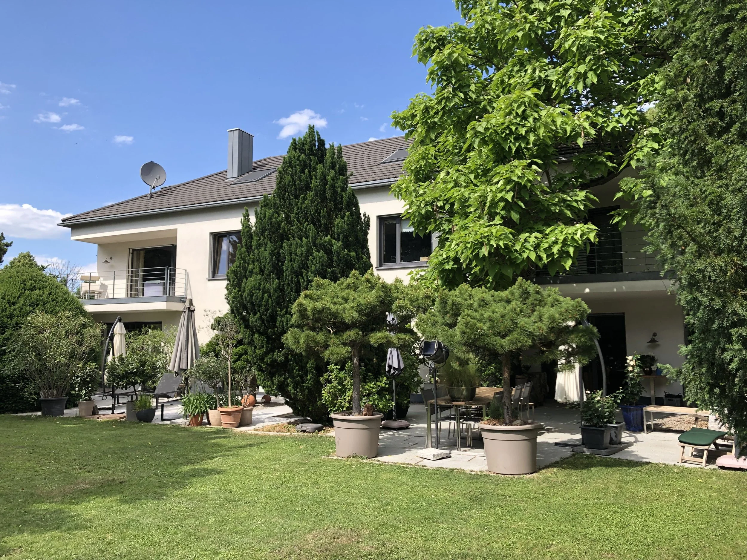 Villa in bester Lage auf sonnigem Grundstück in Ettlingen-Immobilie verkaufen Durlach mit Landauf & Co.