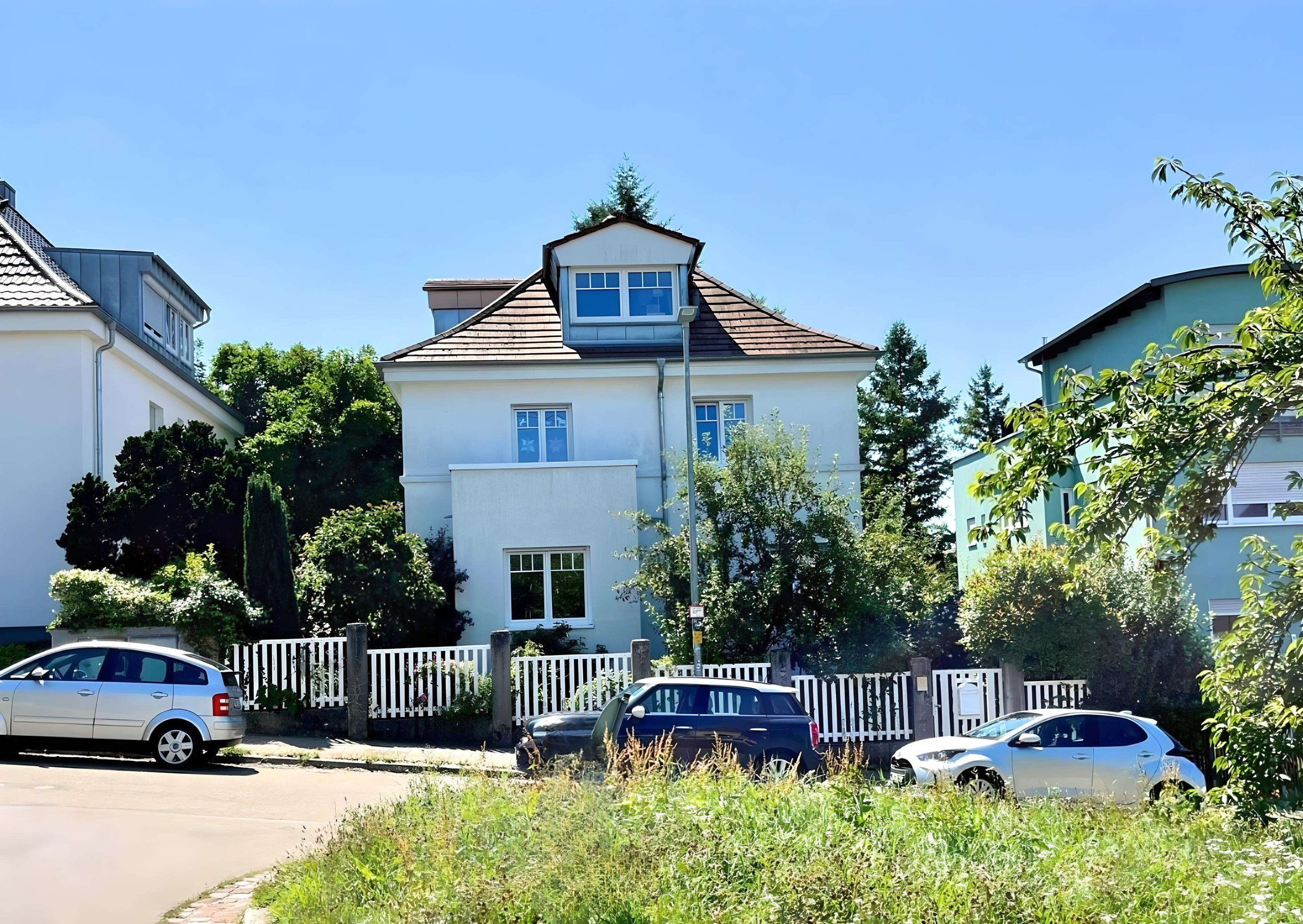 Haus kaufen Karlsruhe Traumhafte AltbauVilla von 1935 mit Garten in