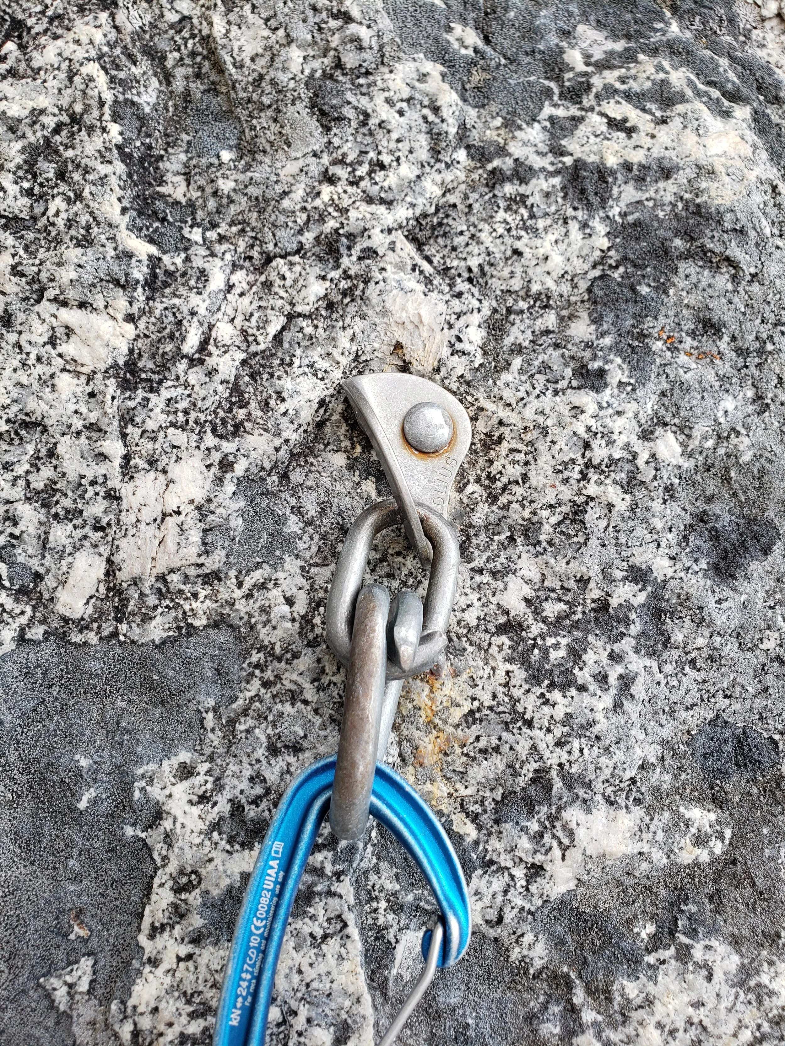 The scary bolts. Thankful to be only 120lbs when I see these.