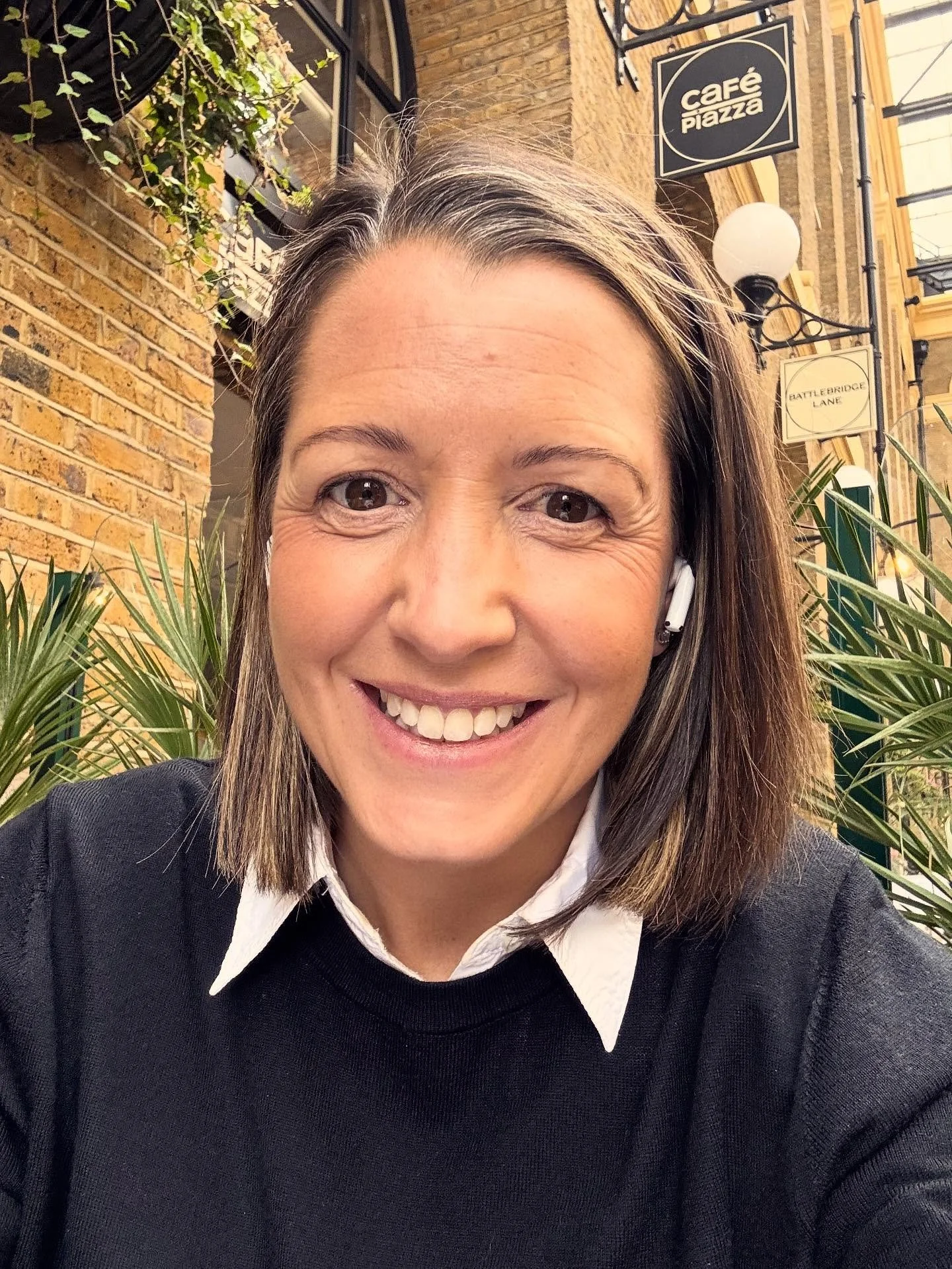 It might be a cold, wet ☔️&amp; miserable Friday outside right now, but inside I&rsquo;m feeling as warm &amp; cosy as I was back here in my September selfie planning for the final quarter of the year 🗓️ 

👏This week has been one of those wonderful